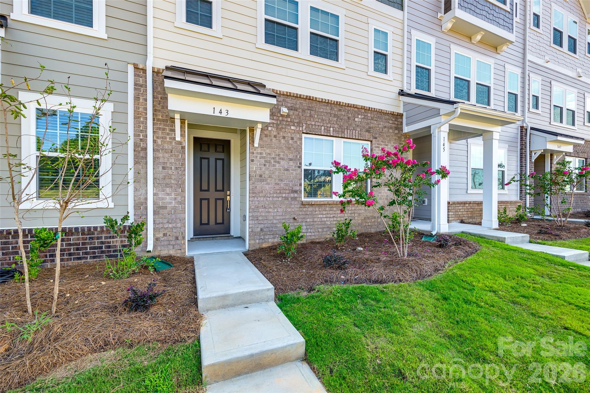 Elizabeth - Residential