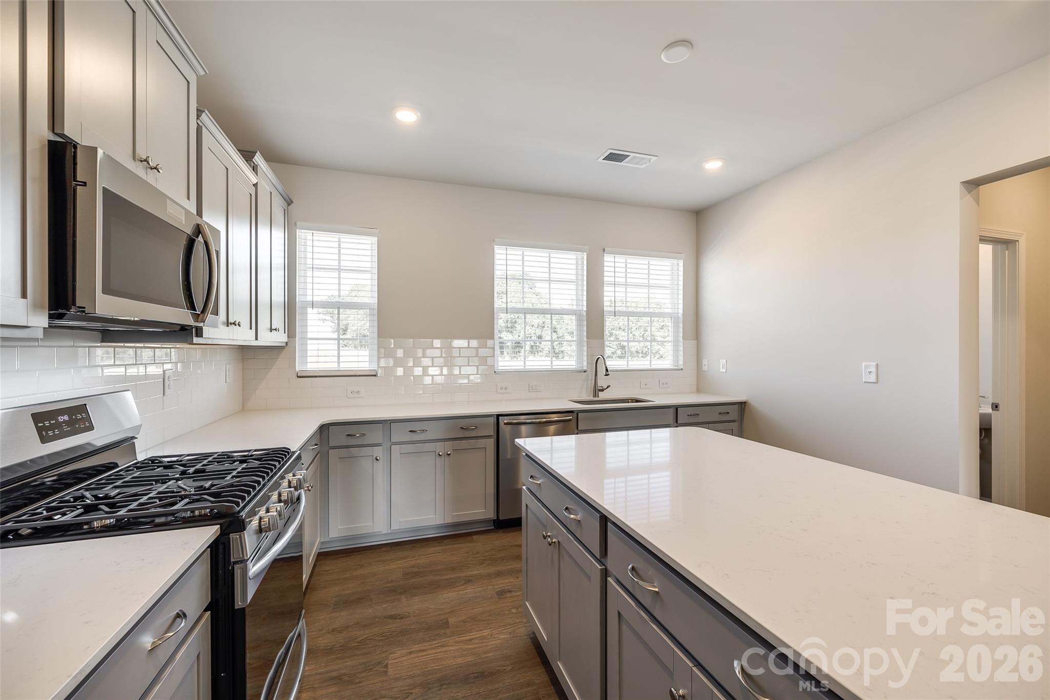 Elizabeth - Residential