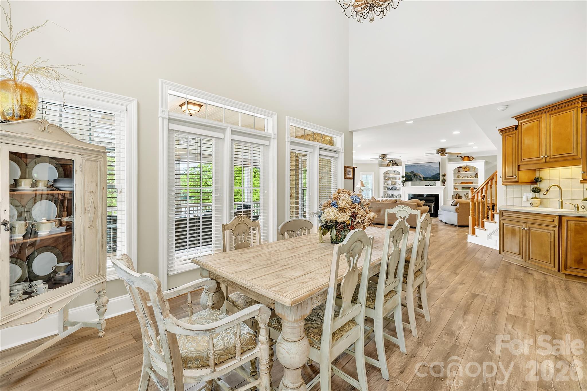 Debutary Pointe - Residential