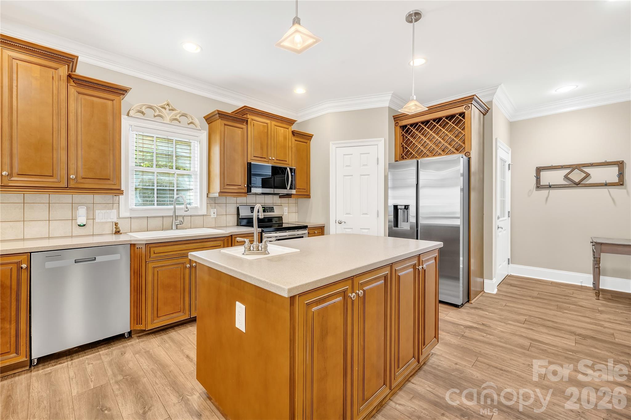 Debutary Pointe - Residential