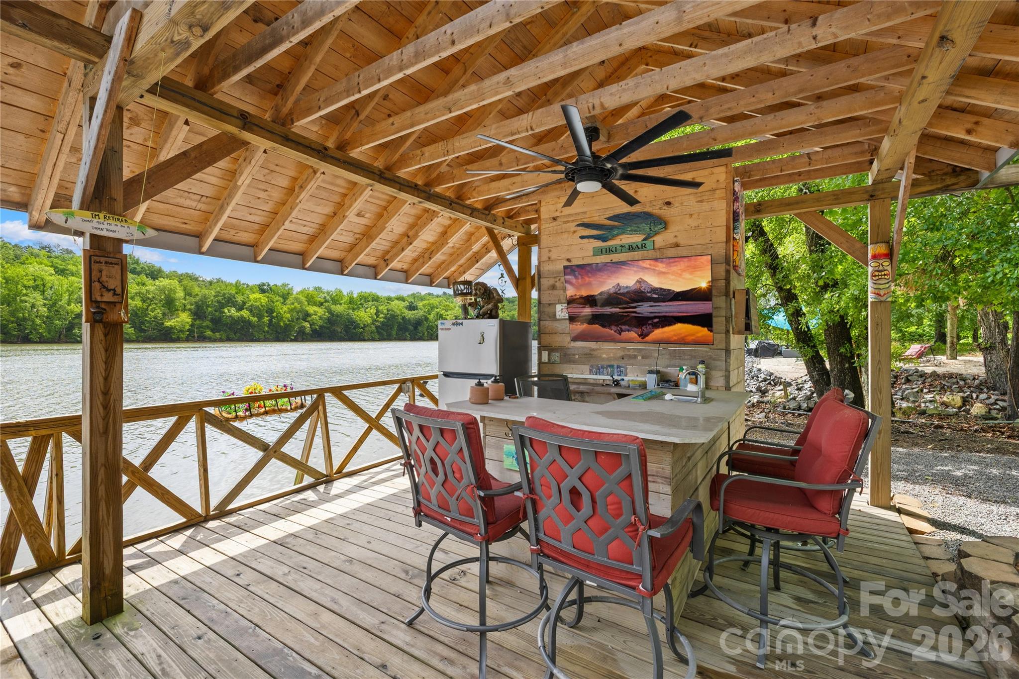 Debutary Pointe - Residential