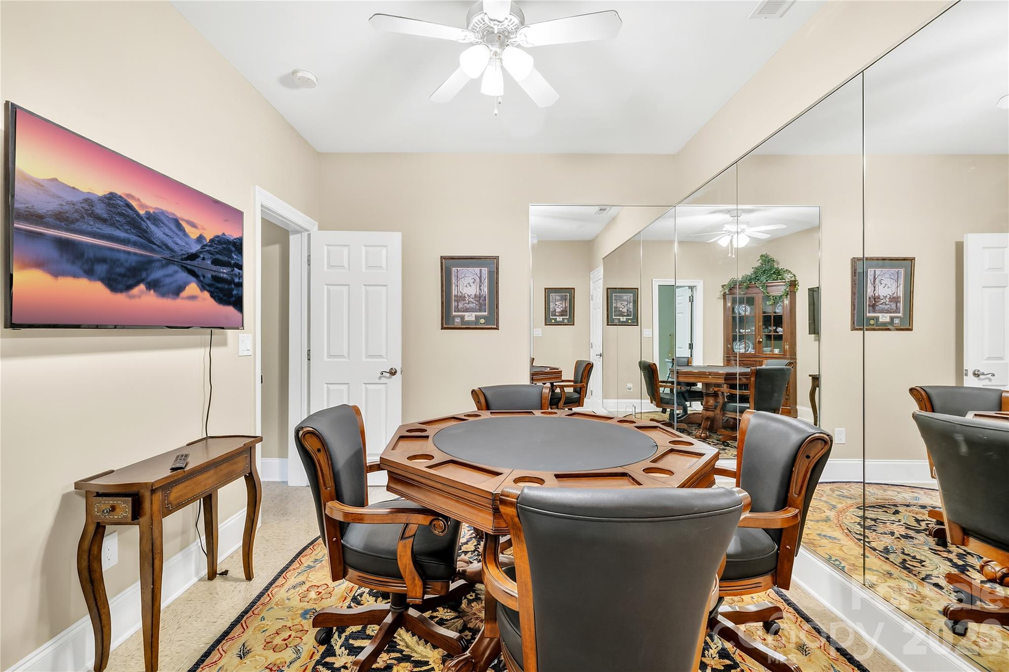Debutary Pointe - Residential