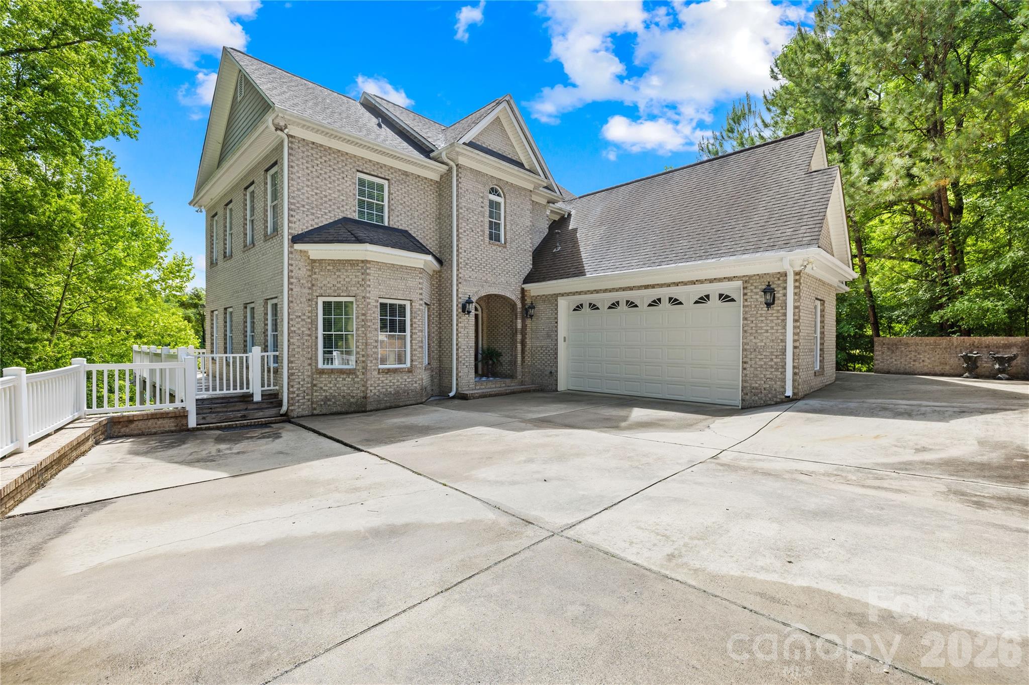 Debutary Pointe - Residential