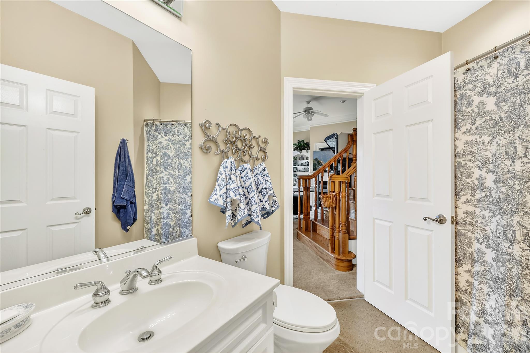 Debutary Pointe - Residential