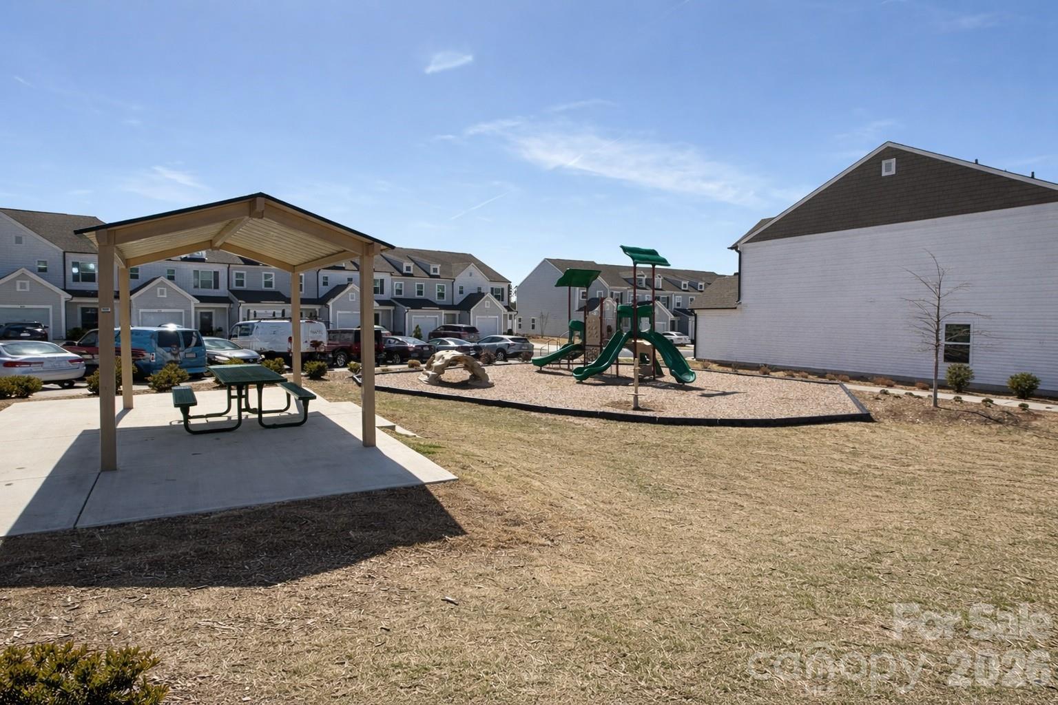 Concord Lakes Townhomes - Residential