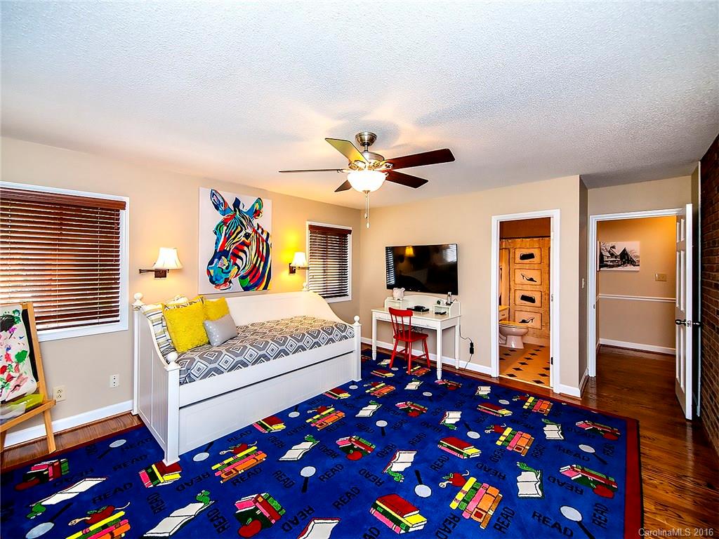 Lauren Chase - Residential