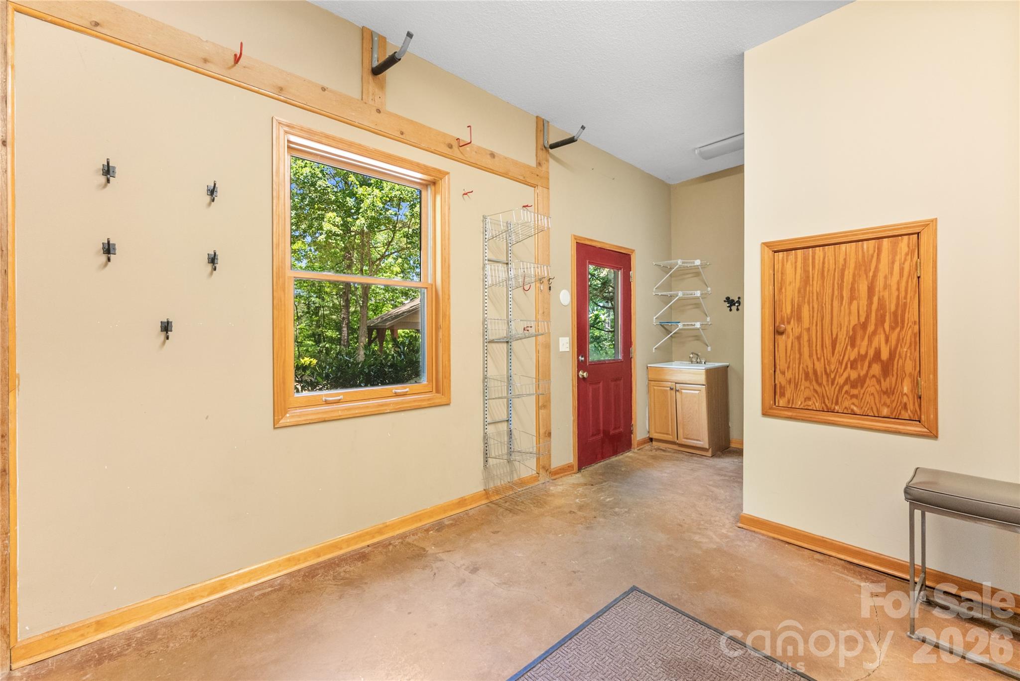Toms Creek - Residential