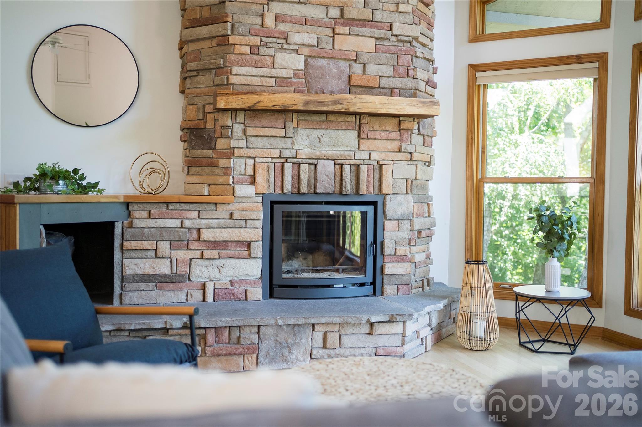 Toms Creek - Residential