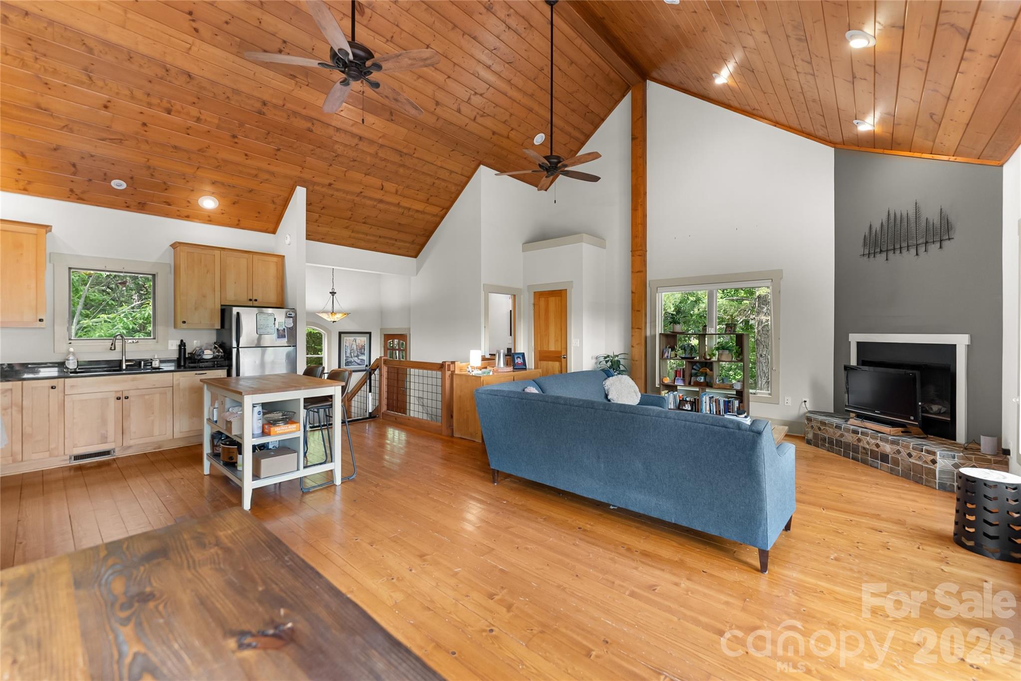 Toms Creek - Residential