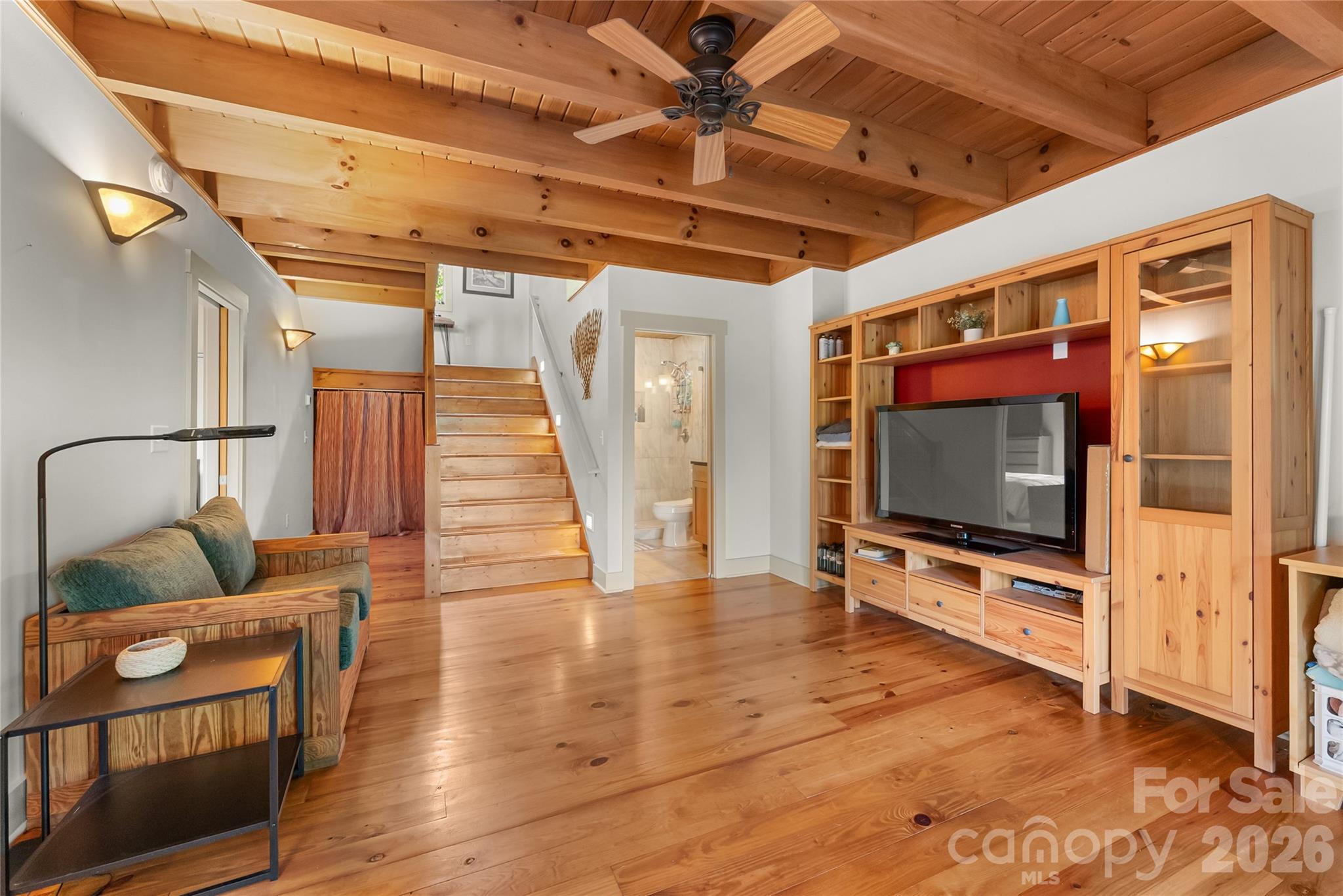 Toms Creek - Residential