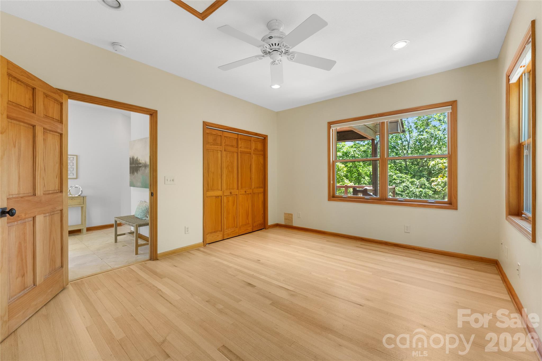 Toms Creek - Residential
