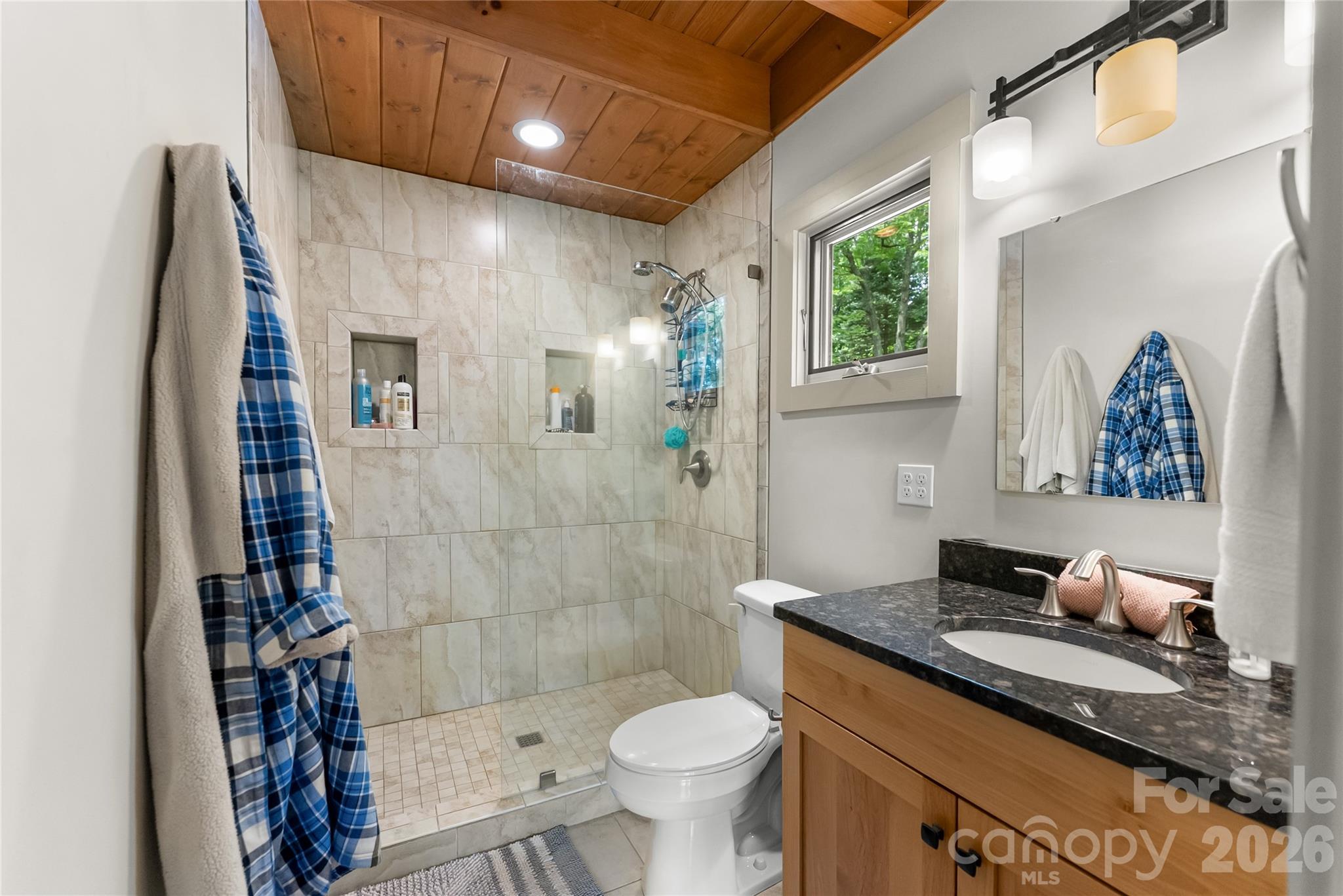 Toms Creek - Residential