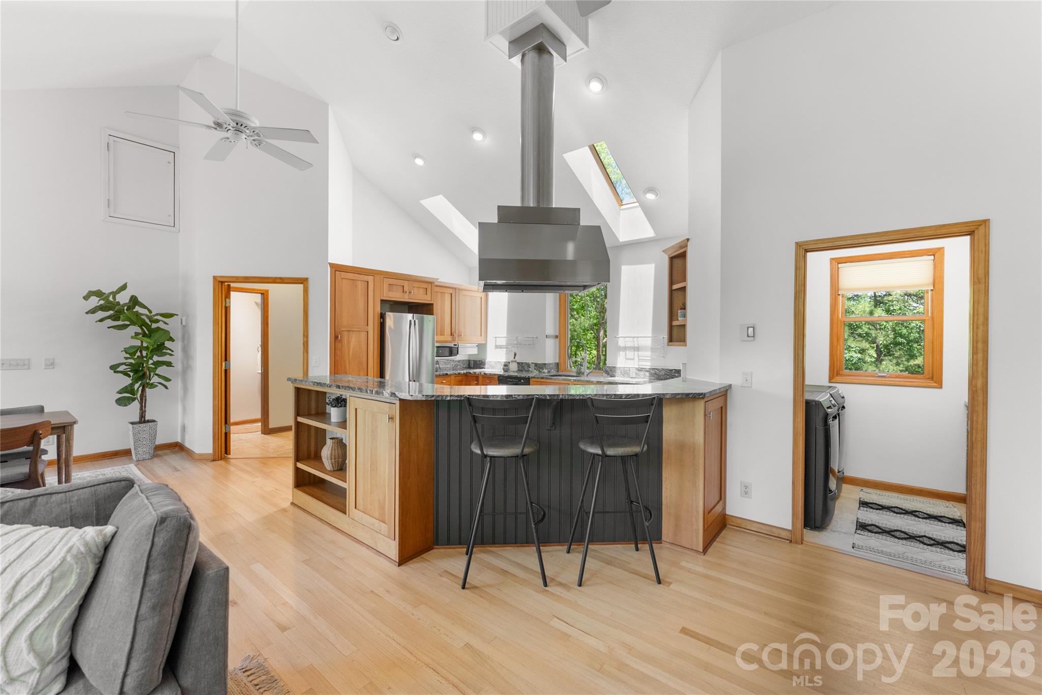 Toms Creek - Residential