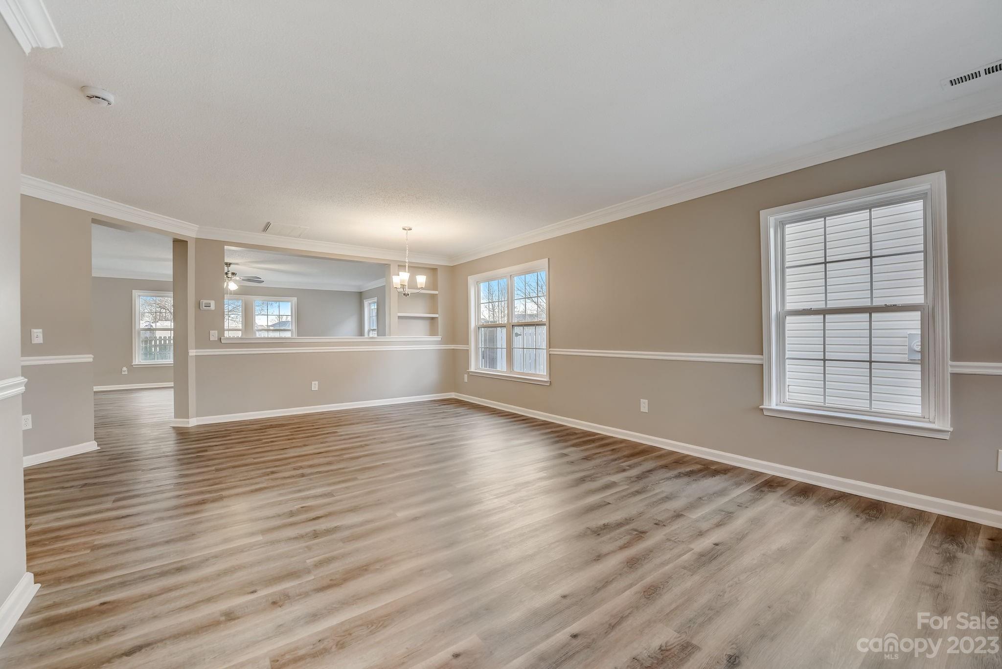 Hamilton Lakes - Residential
