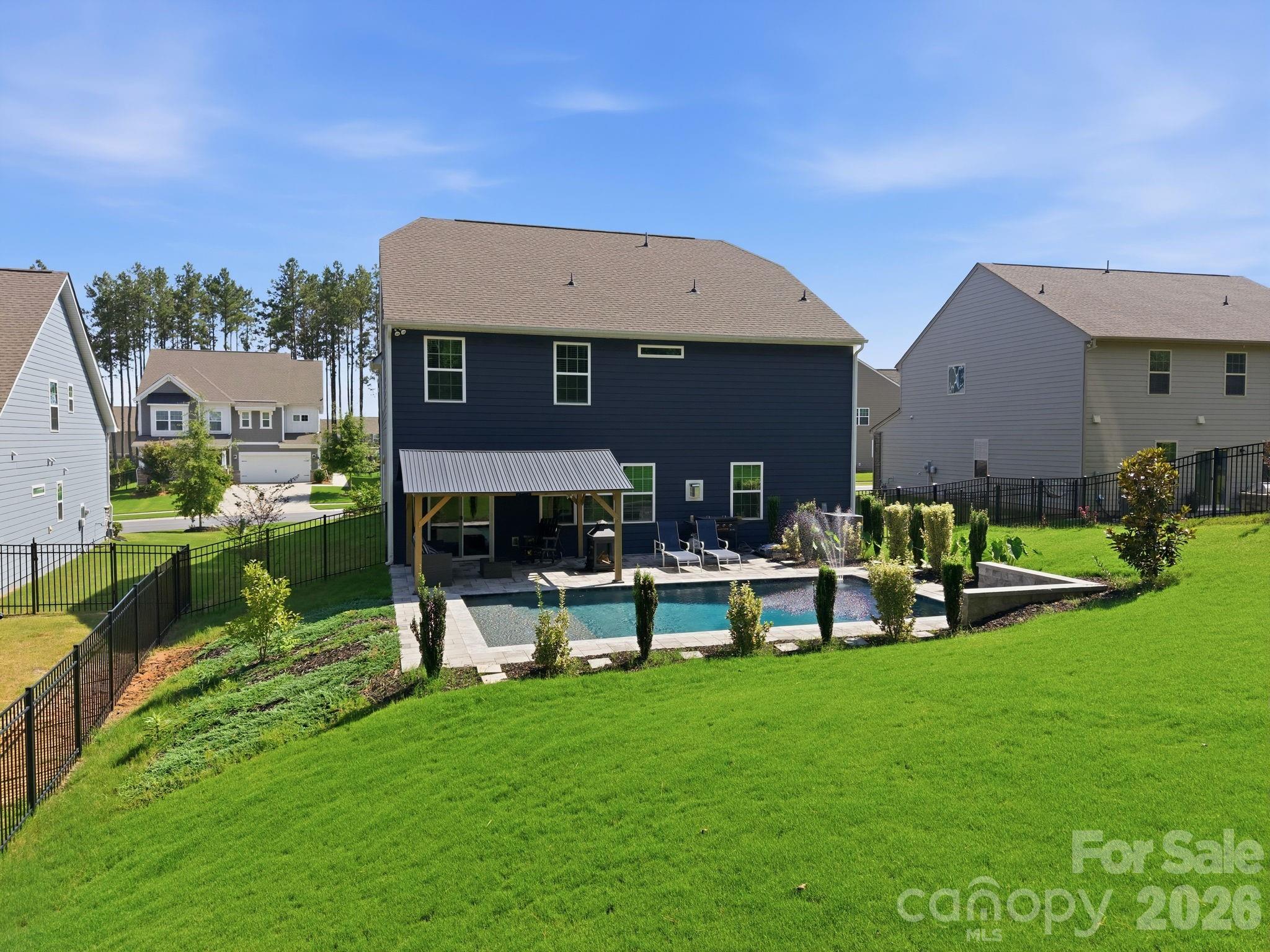 Falls Cove at Lake Norman - Residential