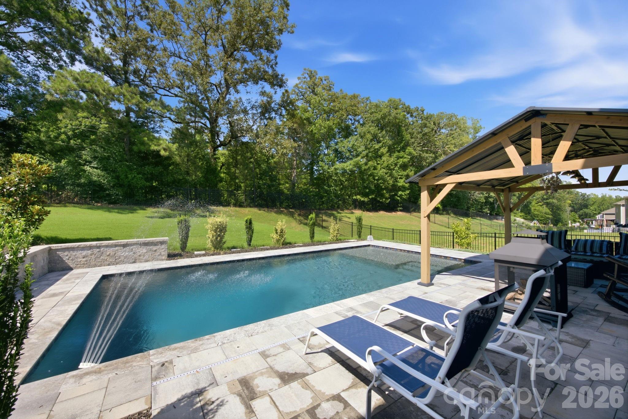 Falls Cove at Lake Norman - Residential
