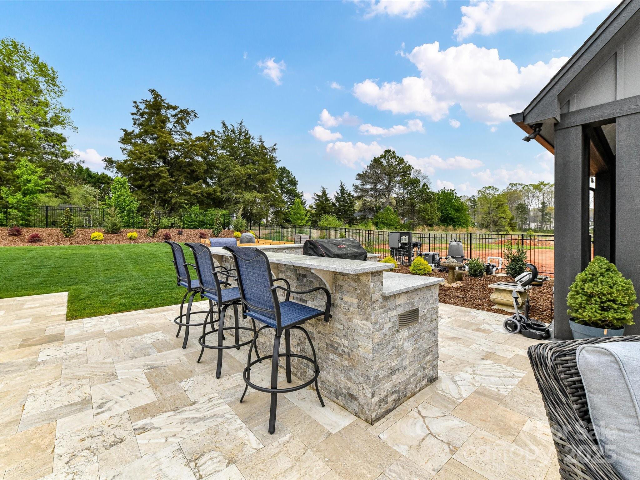 Twin Lakes - Residential