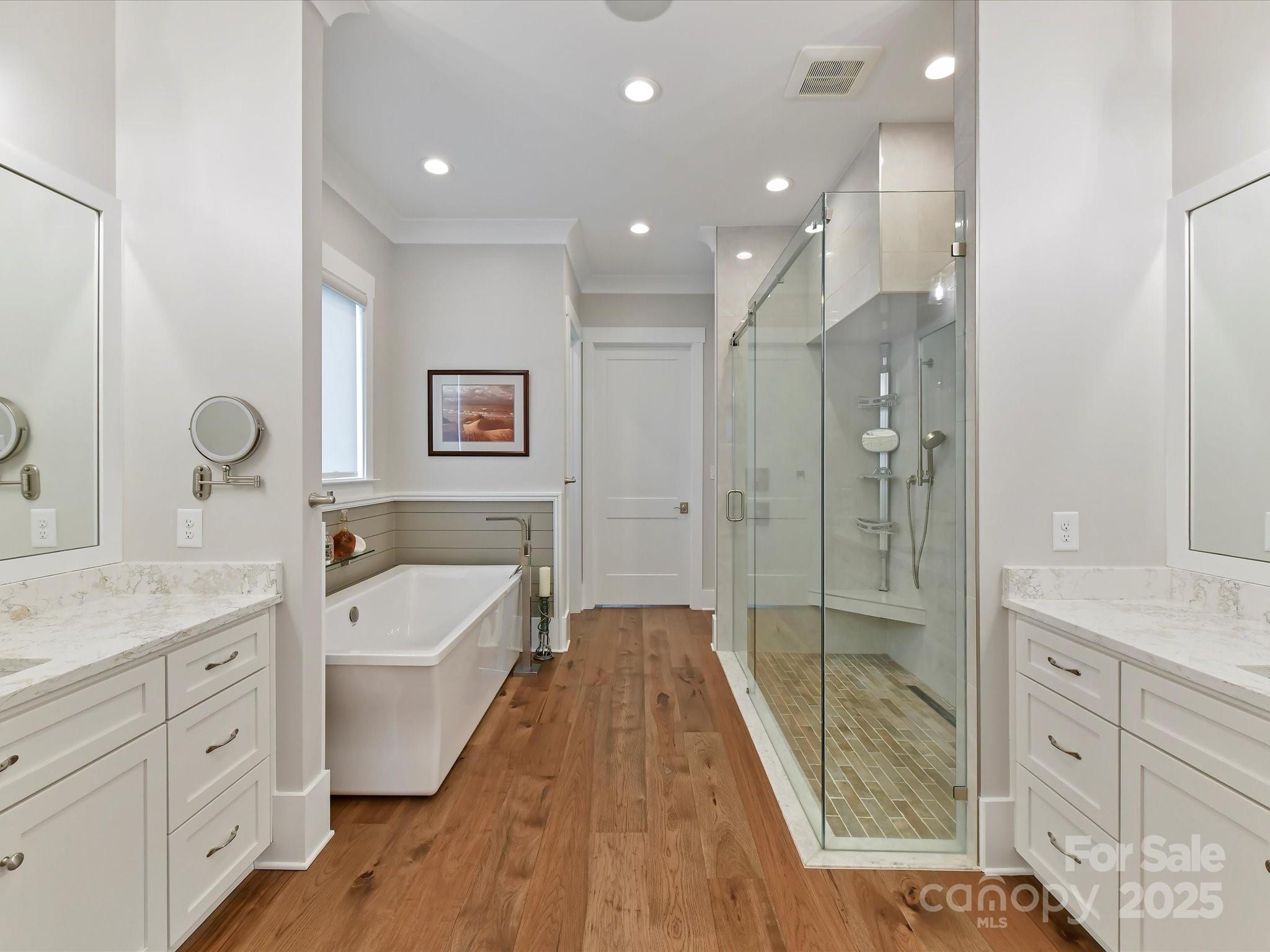 Twin Lakes - Residential
