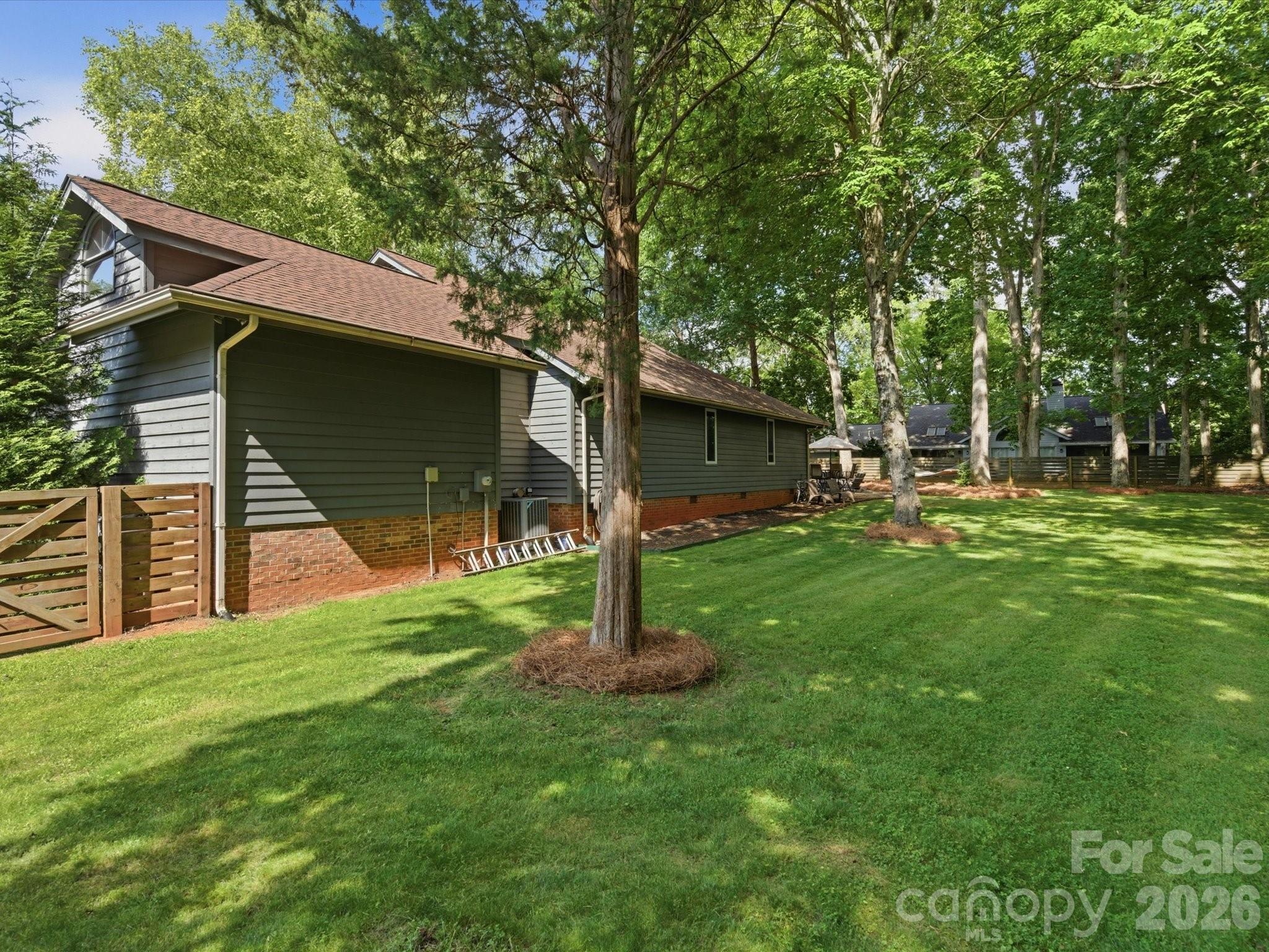 Forest Oaks - Residential