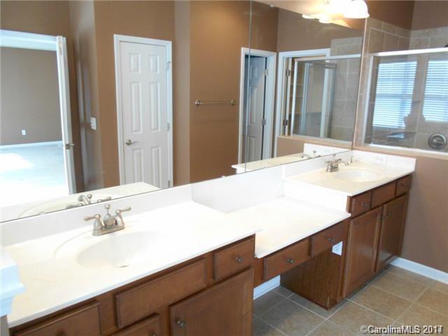 Lake Shore On Lake Wylie - Residential Lease