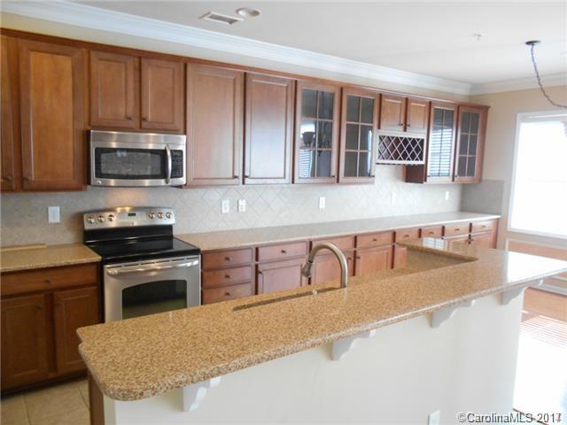 Lake Shore On Lake Wylie - Residential Lease