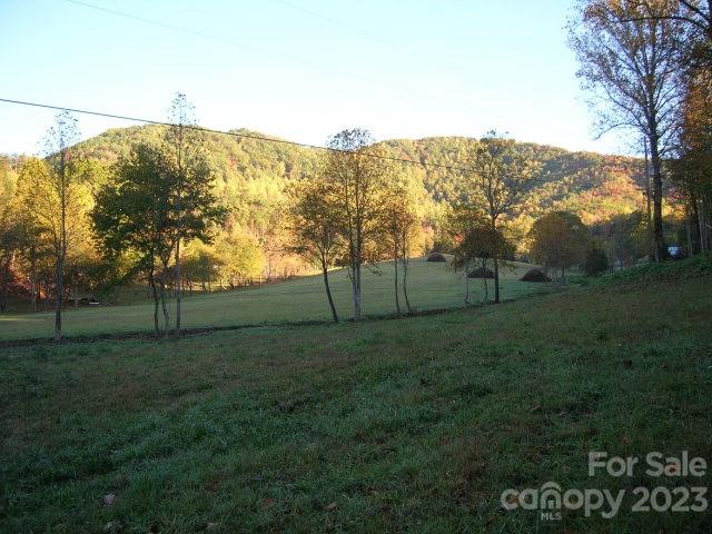 The Settlement at Thomas Divide - Land