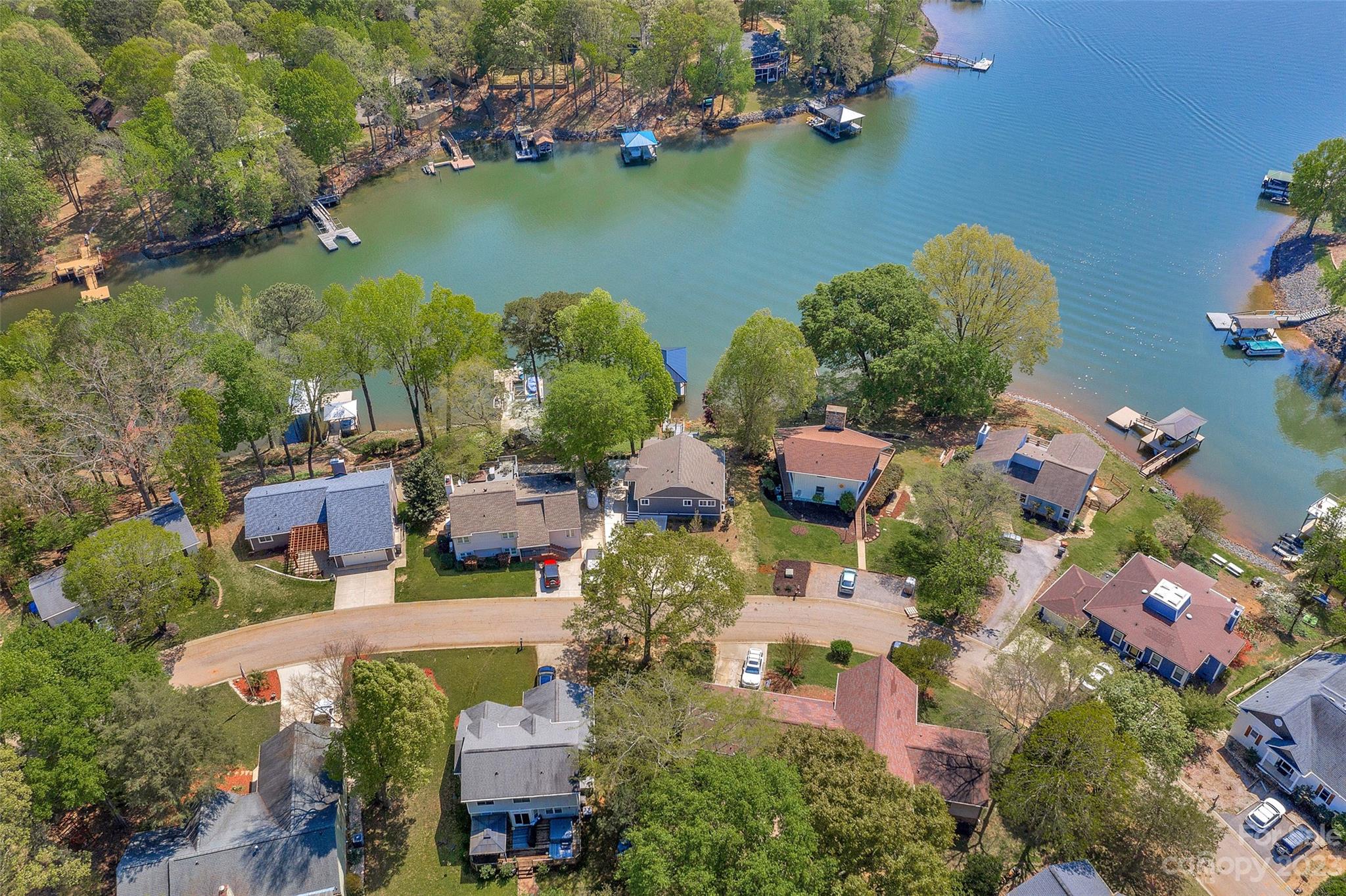 Tega Cay - Residential