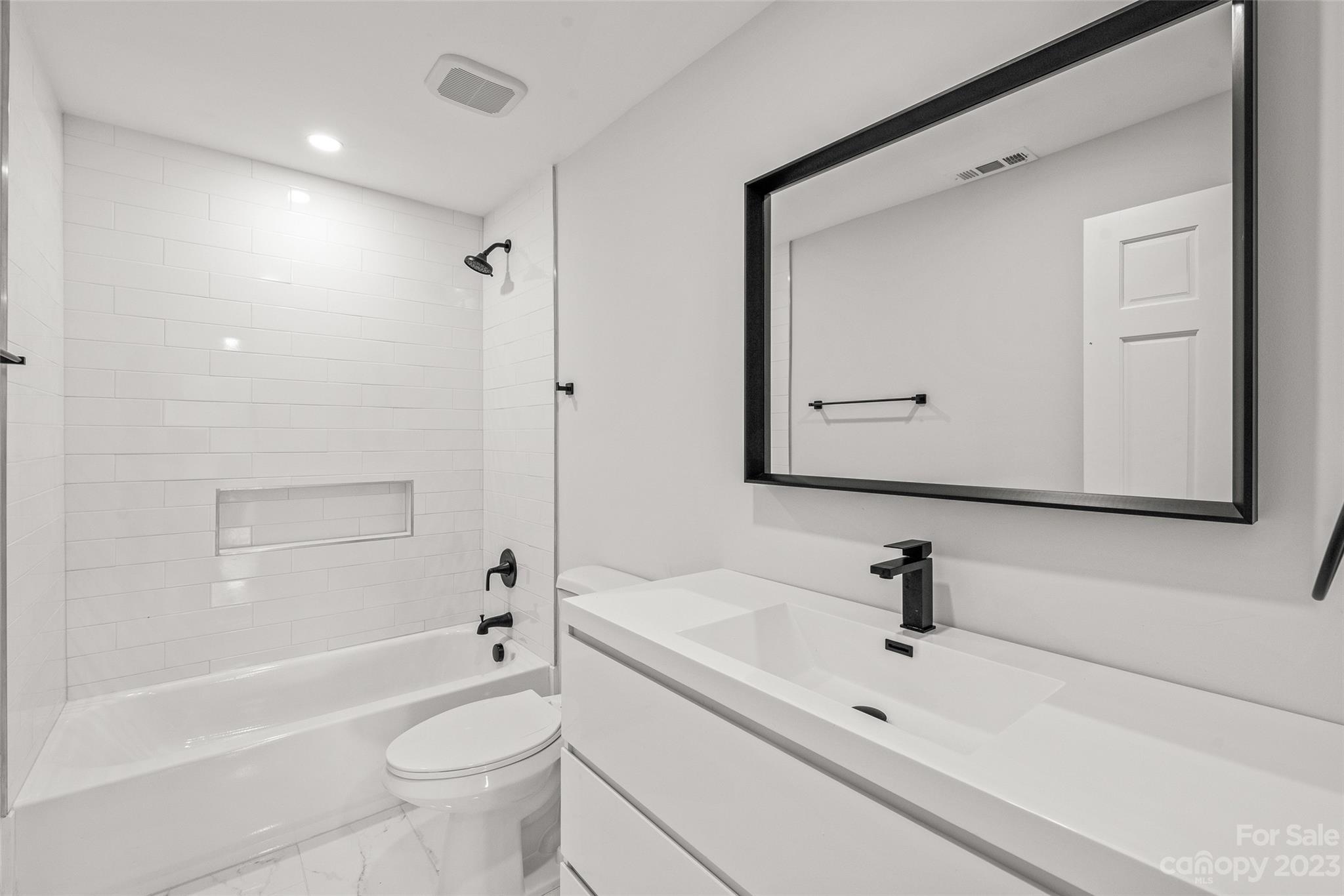 Tega Cay - Residential