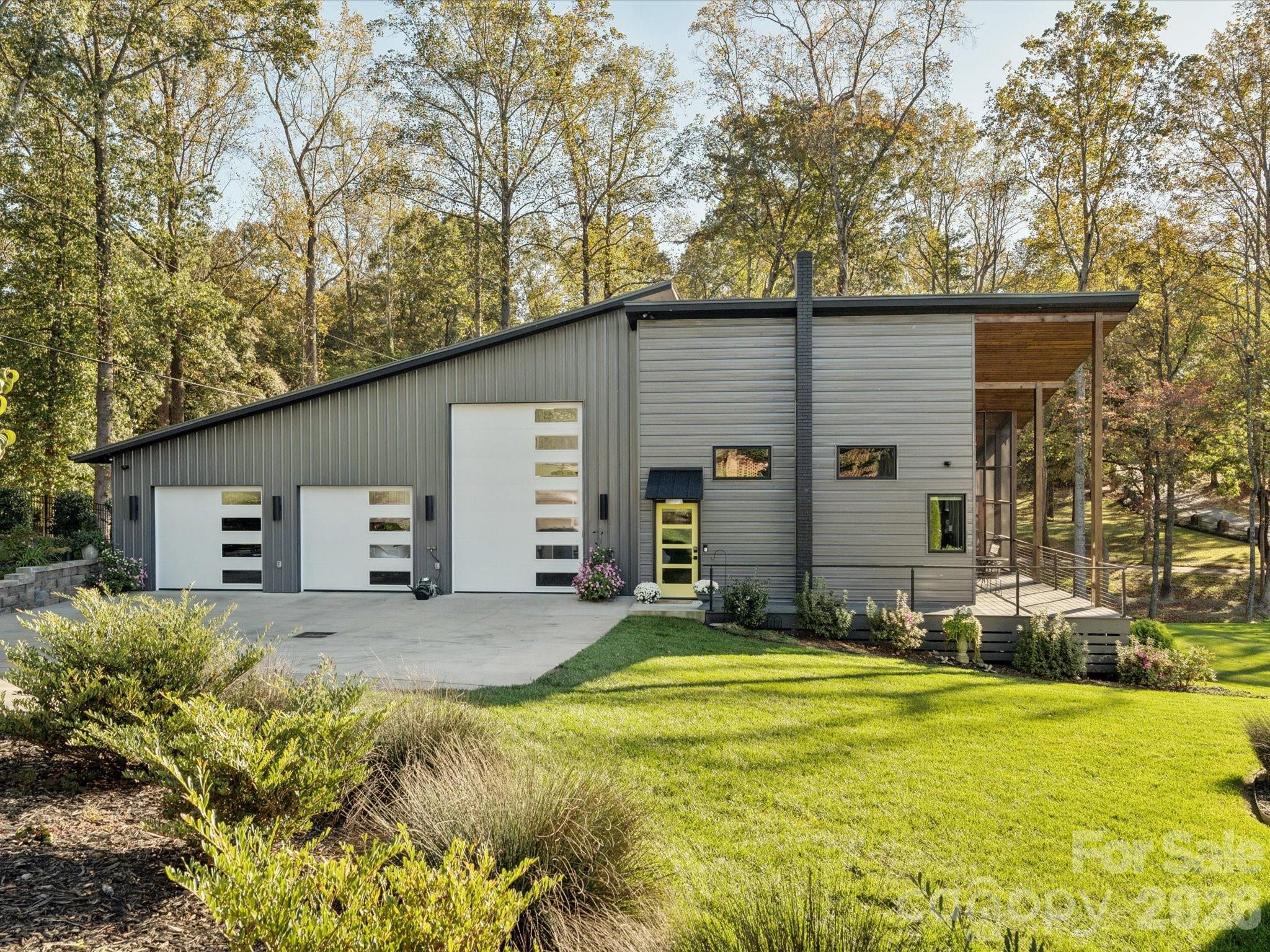Country Club Acres - Residential