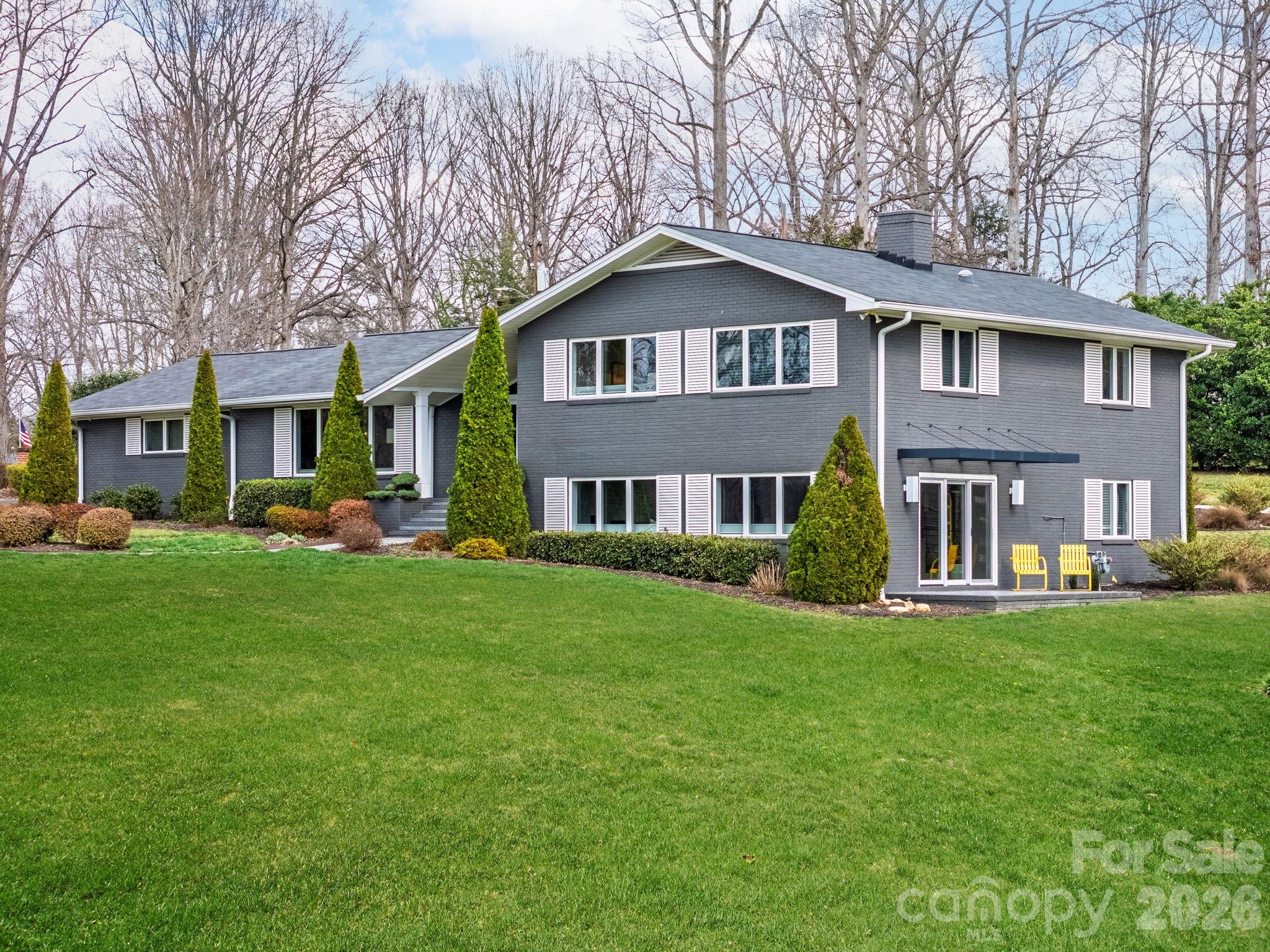 Country Club Acres - Residential