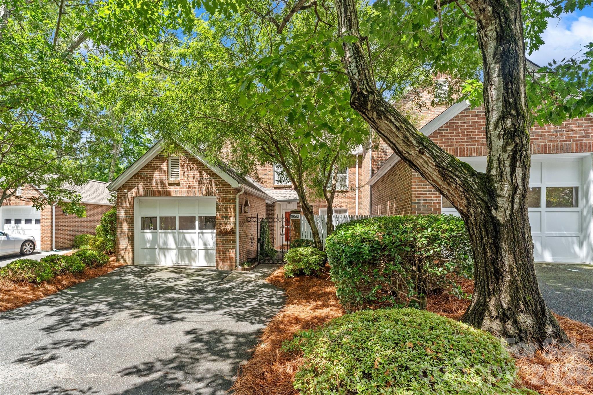 Colony Oaks - Residential