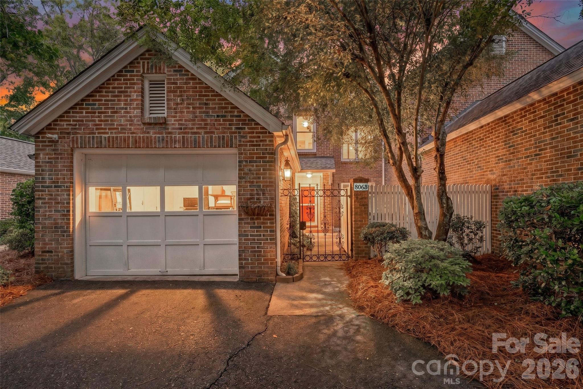 Colony Oaks - Residential