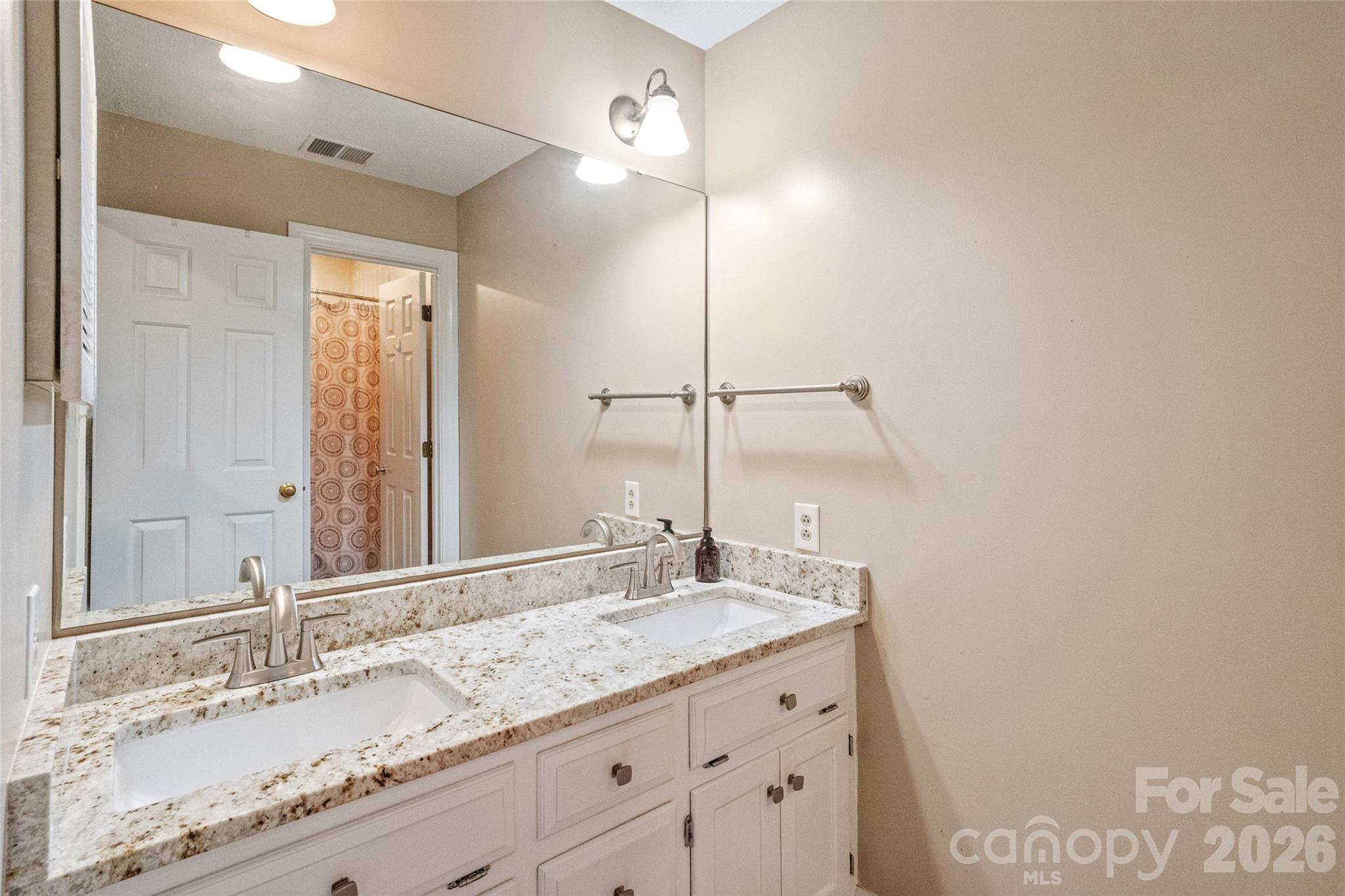 Colony Oaks - Residential
