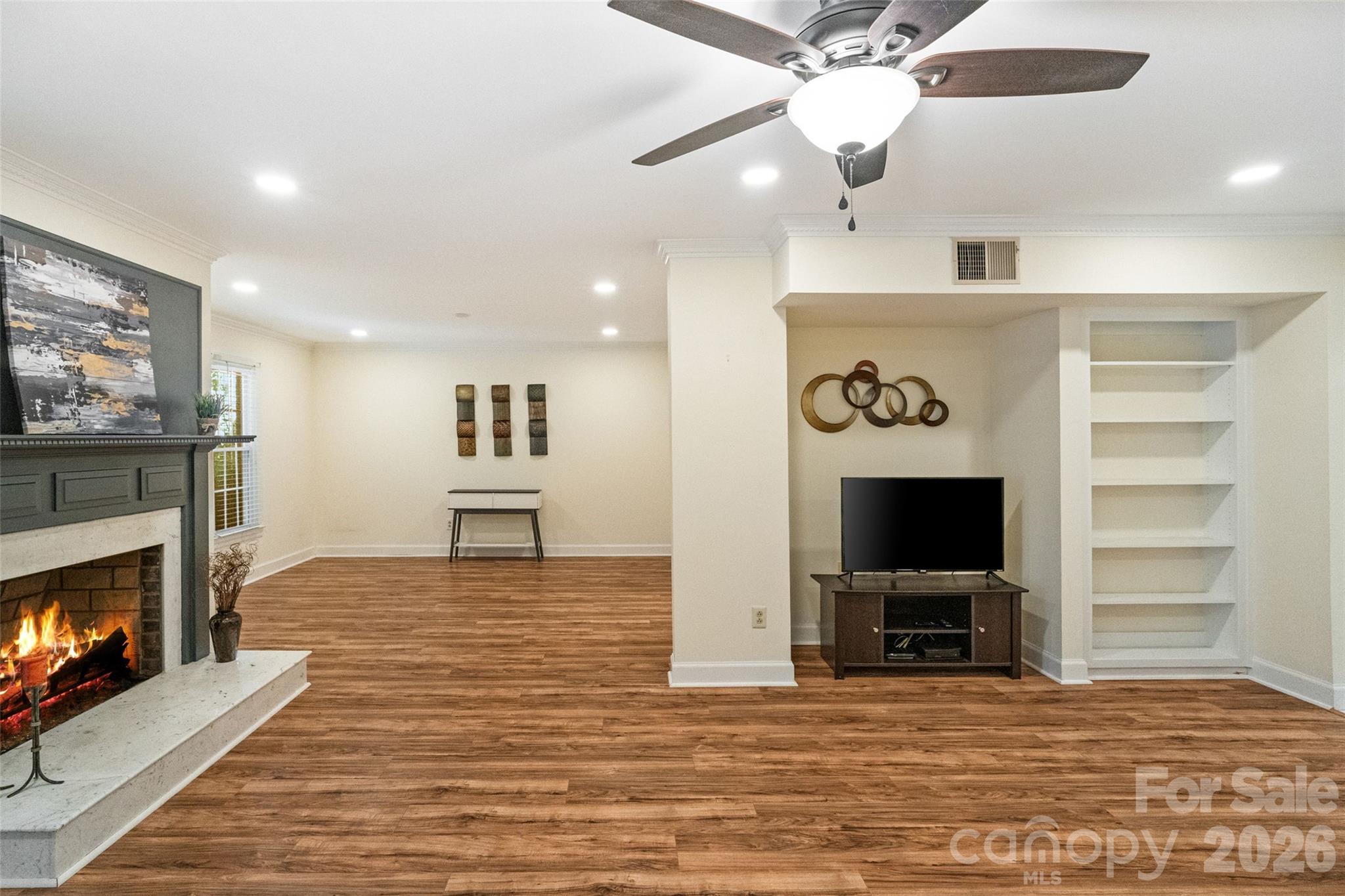 Colony Oaks - Residential