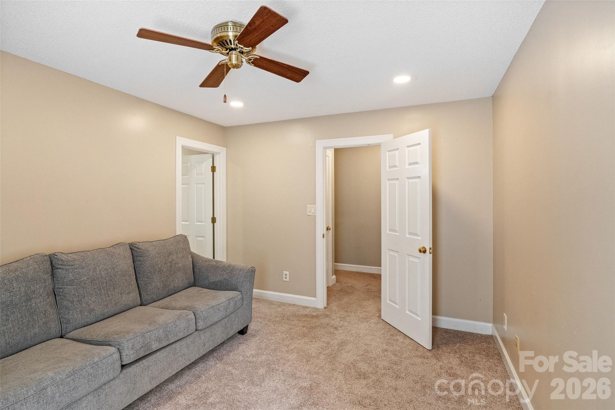 Colony Oaks - Residential