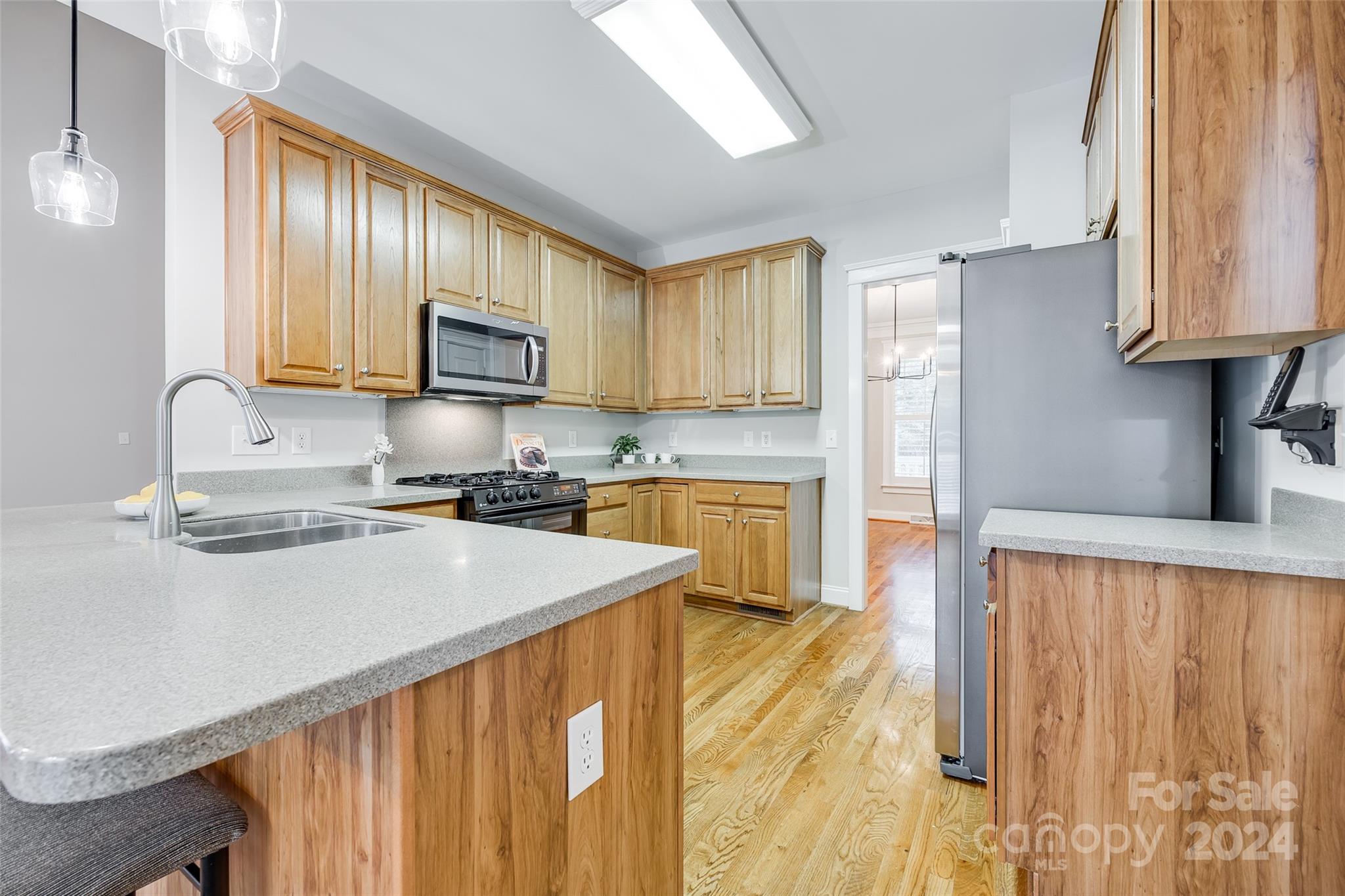 Lake Shore - Residential