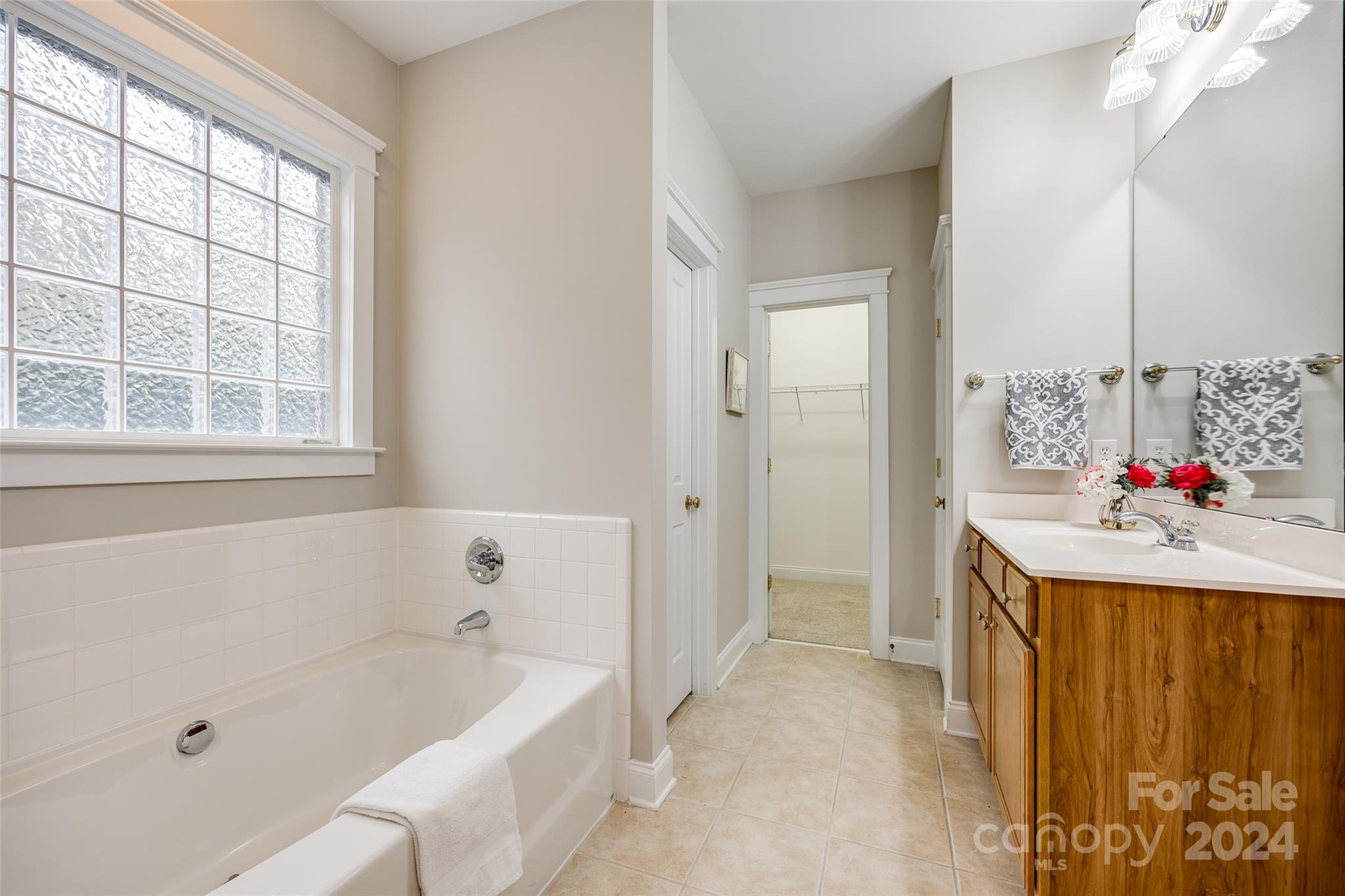 Lake Shore - Residential