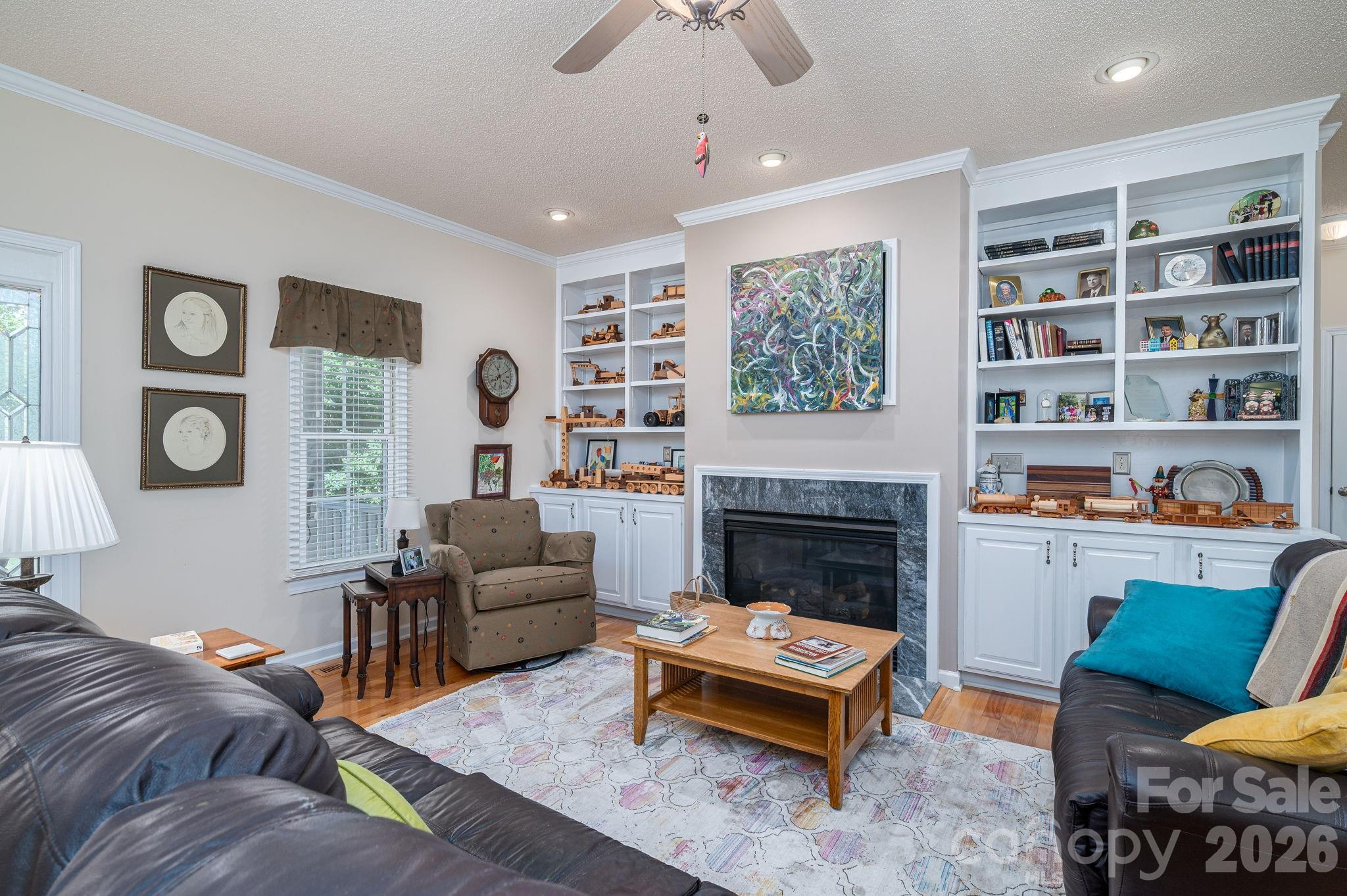 Windsor Point - Residential