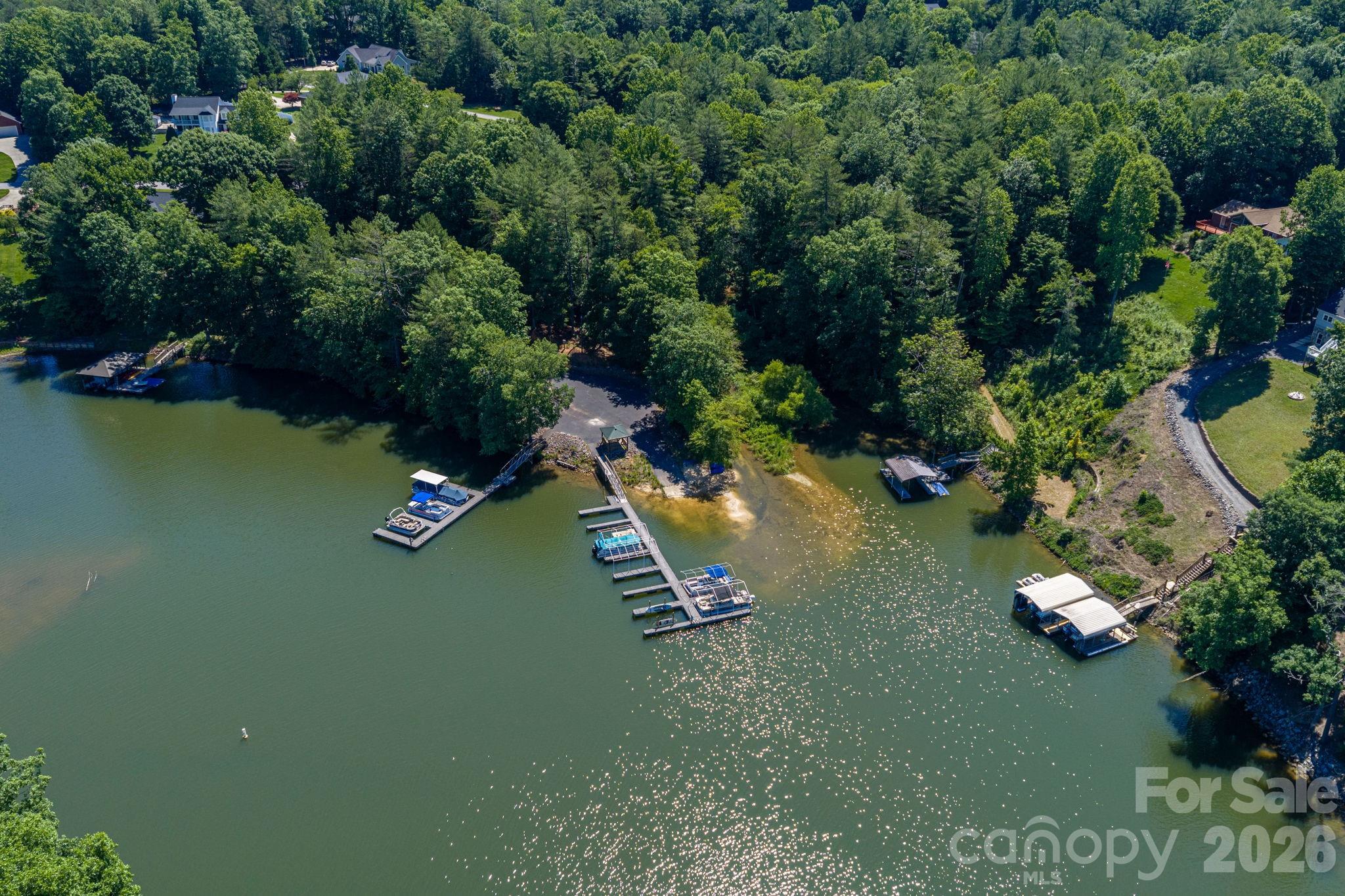 Windsor Point - Residential