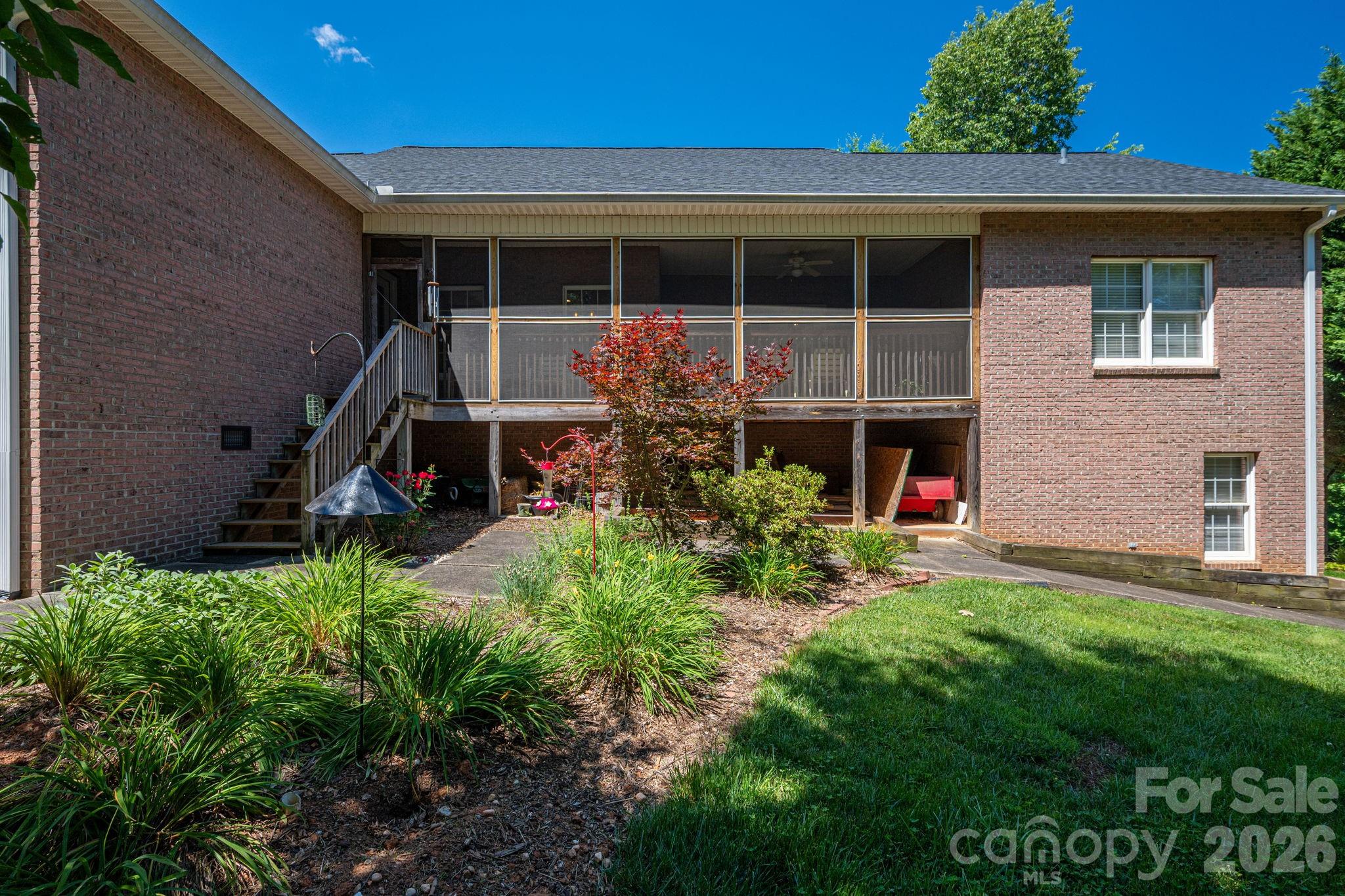 Windsor Point - Residential