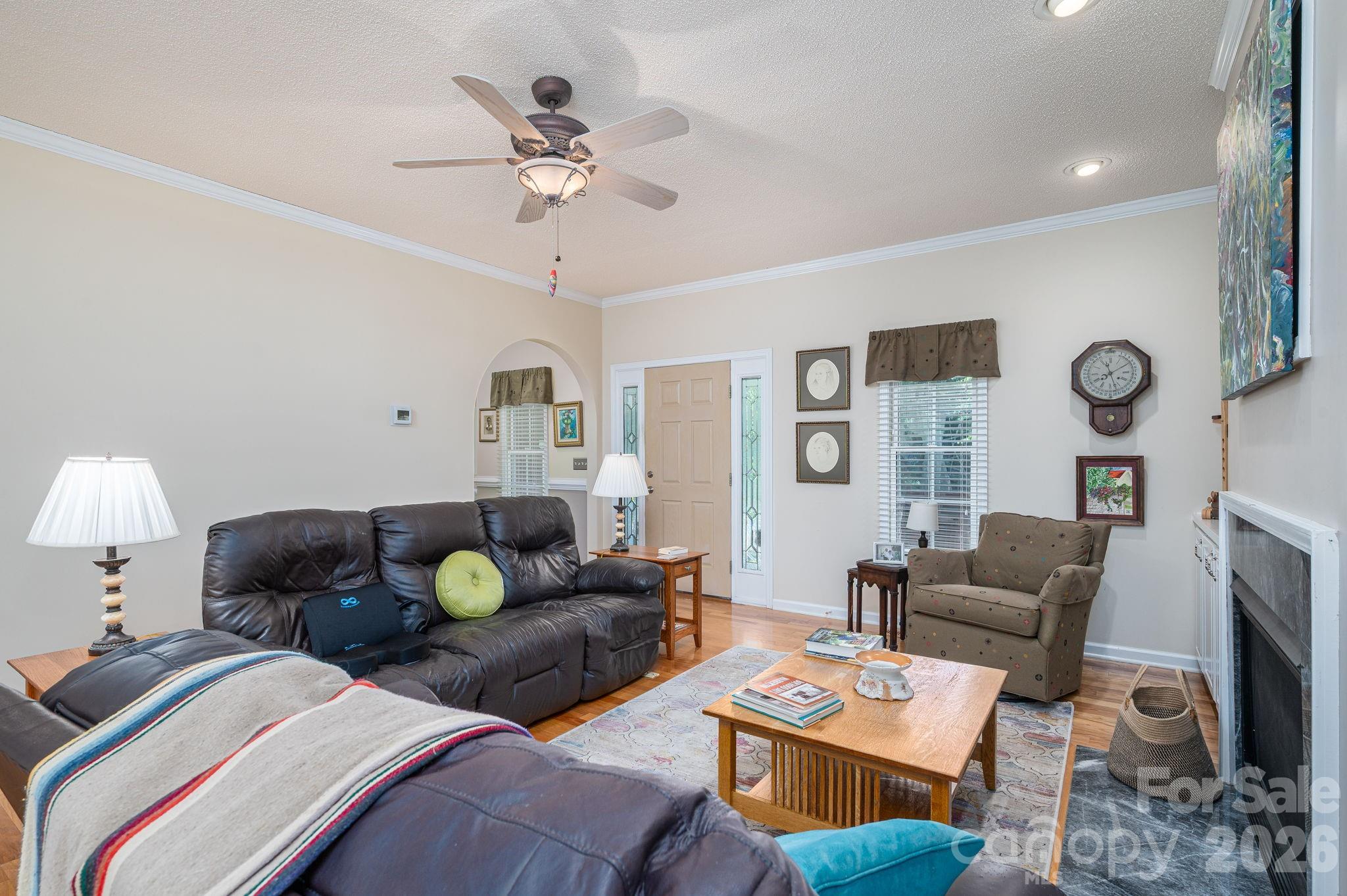 Windsor Point - Residential