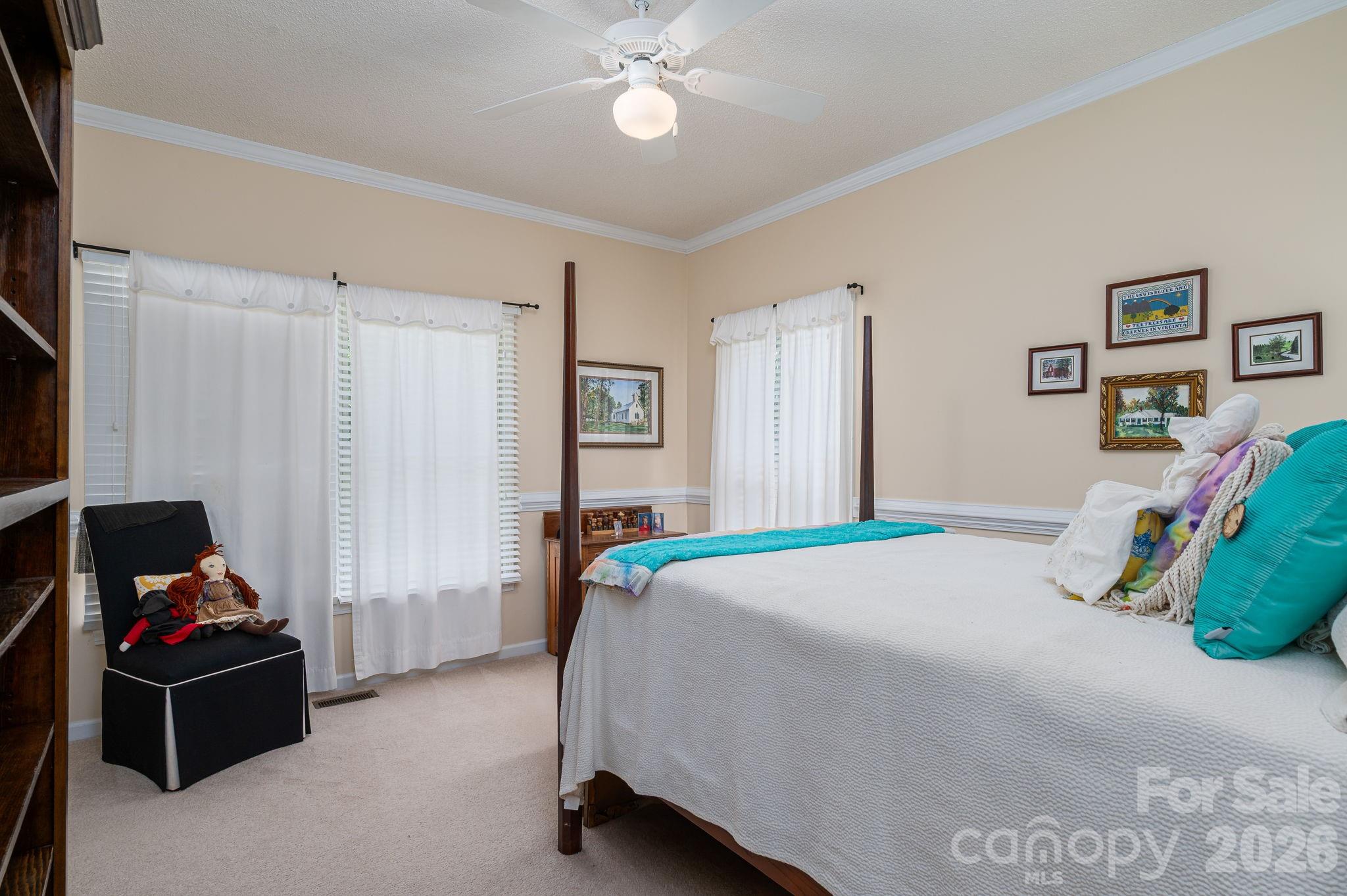 Windsor Point - Residential