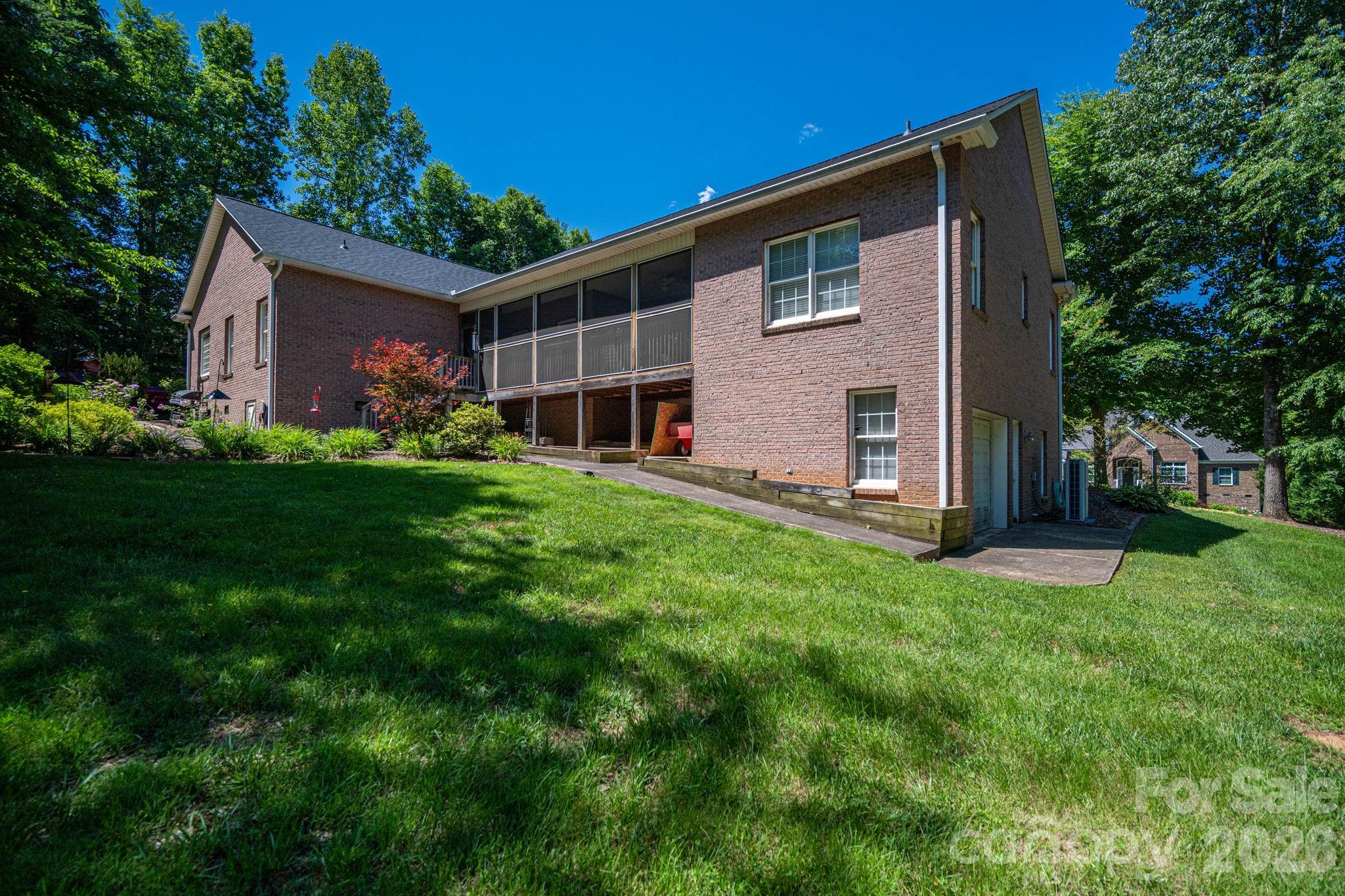 Windsor Point - Residential