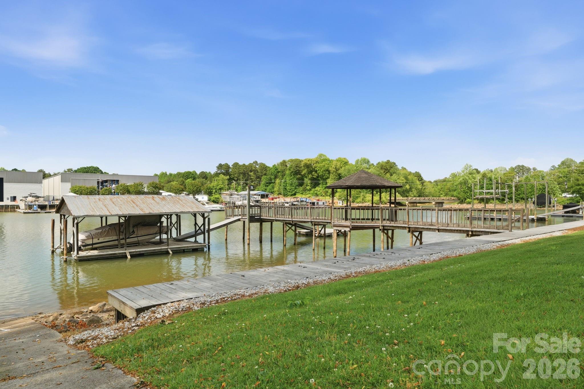 Shady Cove - Residential