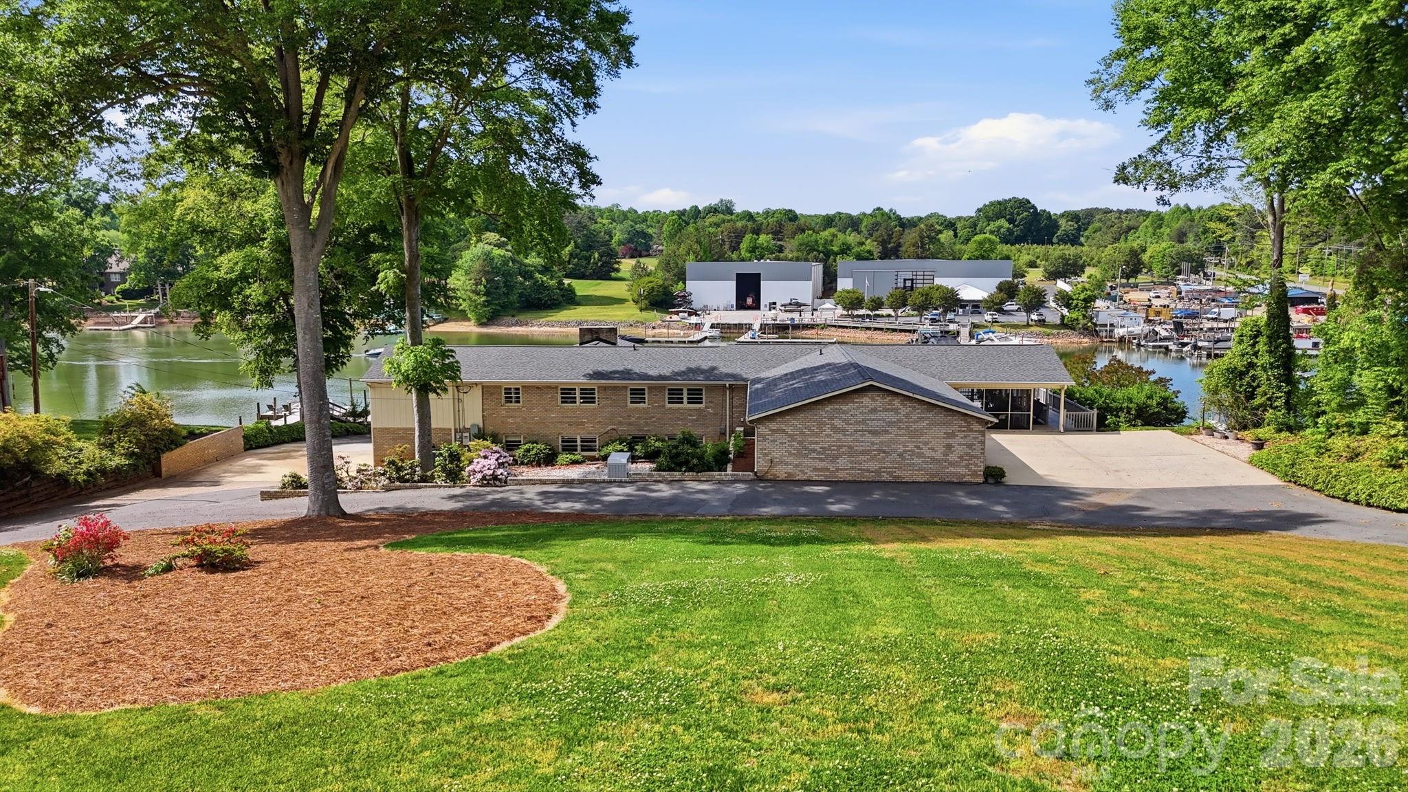 Shady Cove - Residential