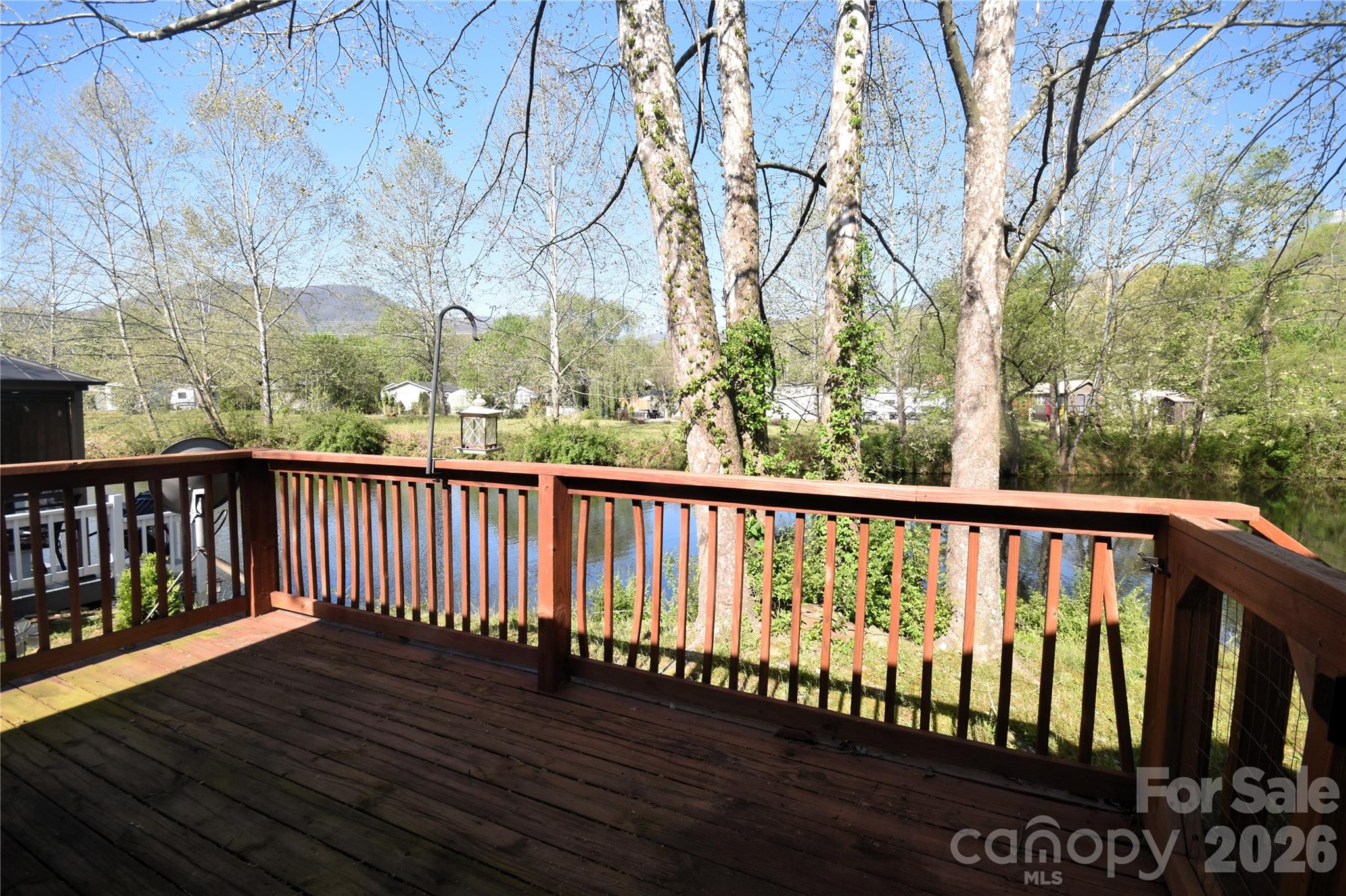 Dogwood Lakes - Residential