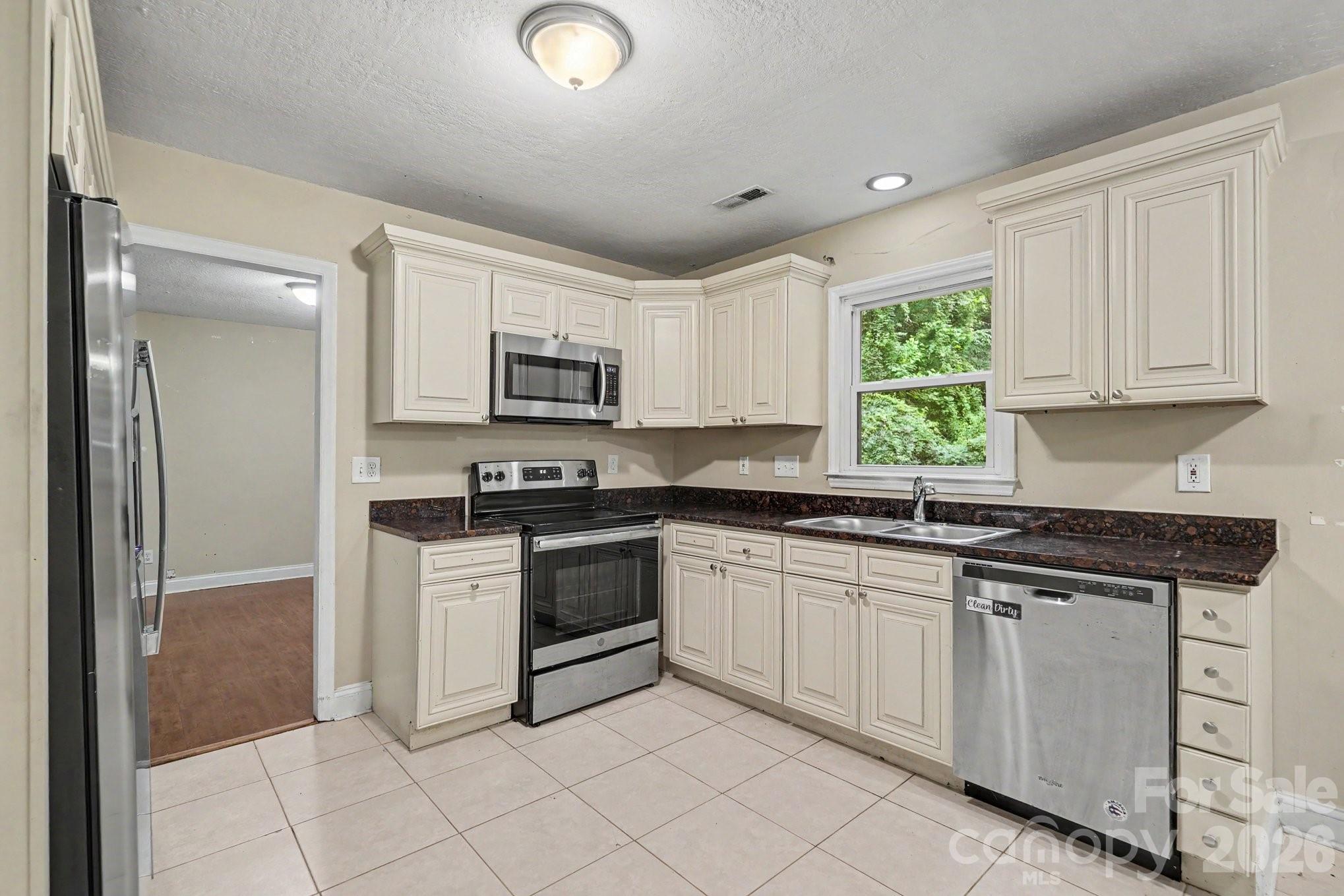 Sugar Springs - Residential