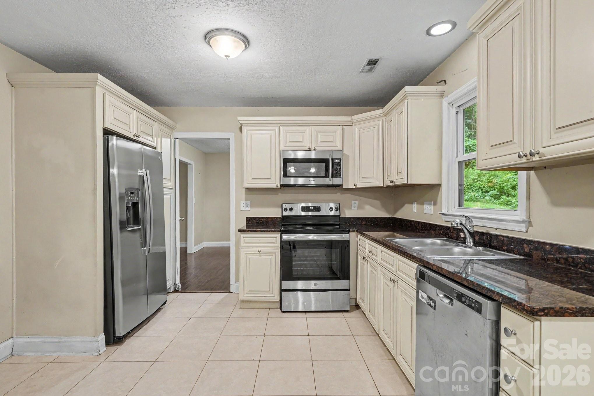 Sugar Springs - Residential