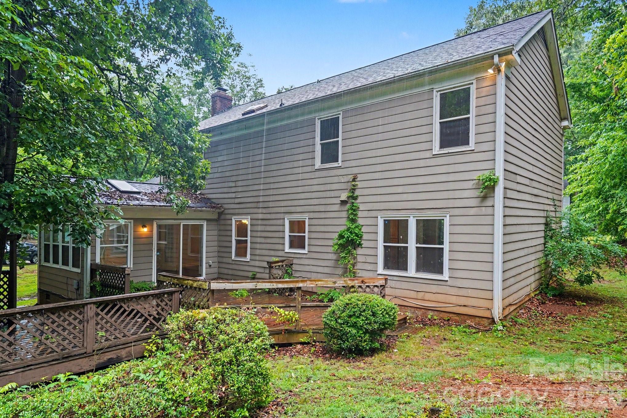 Sugar Springs - Residential