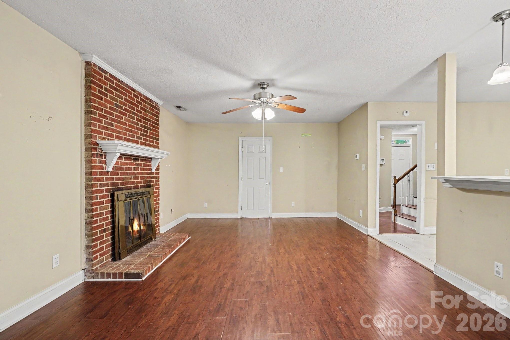 Sugar Springs - Residential